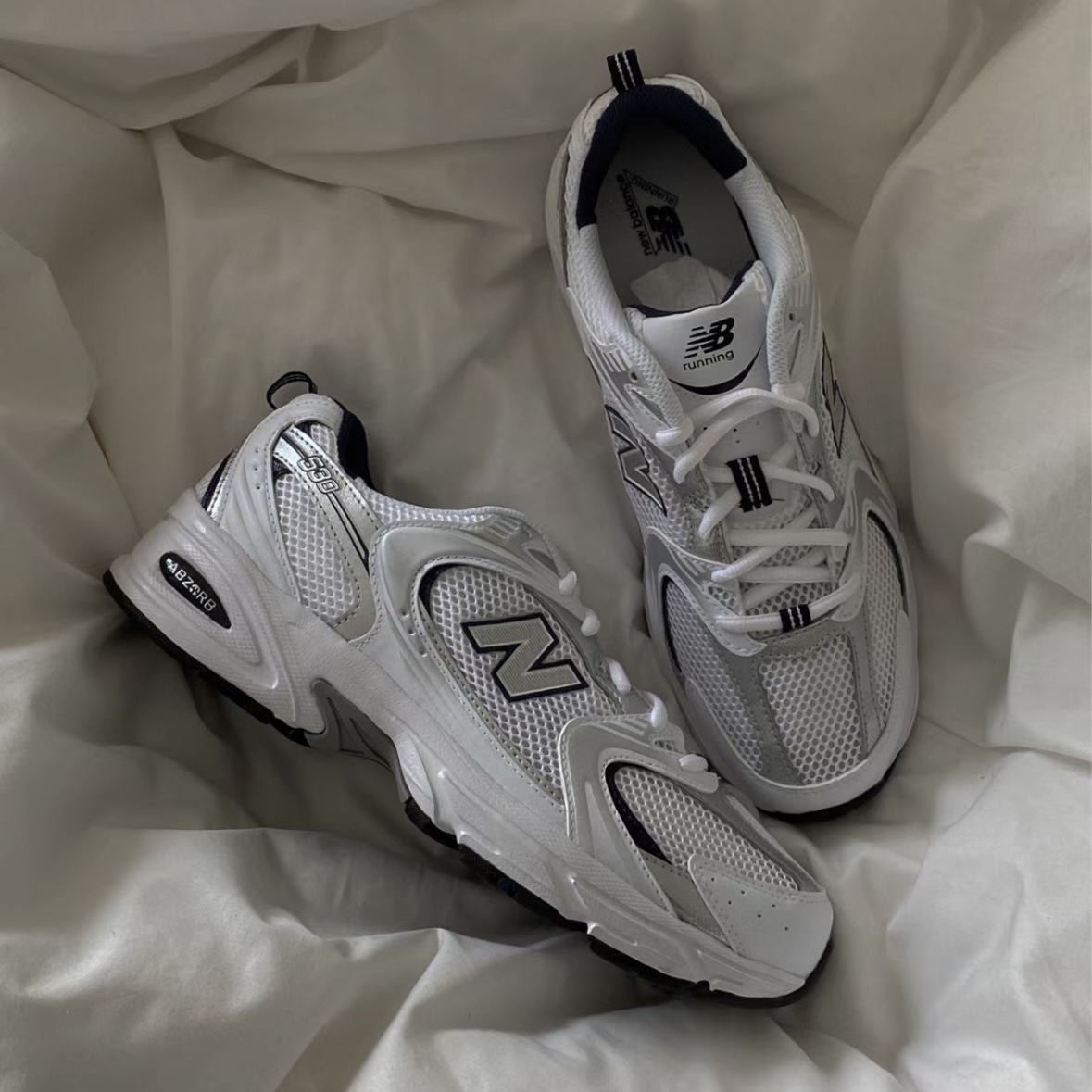 <金冬天同款🐩!!!>New Balance NB 530 復古 老爹鞋 休閒 慢跑鞋 OG 白銀