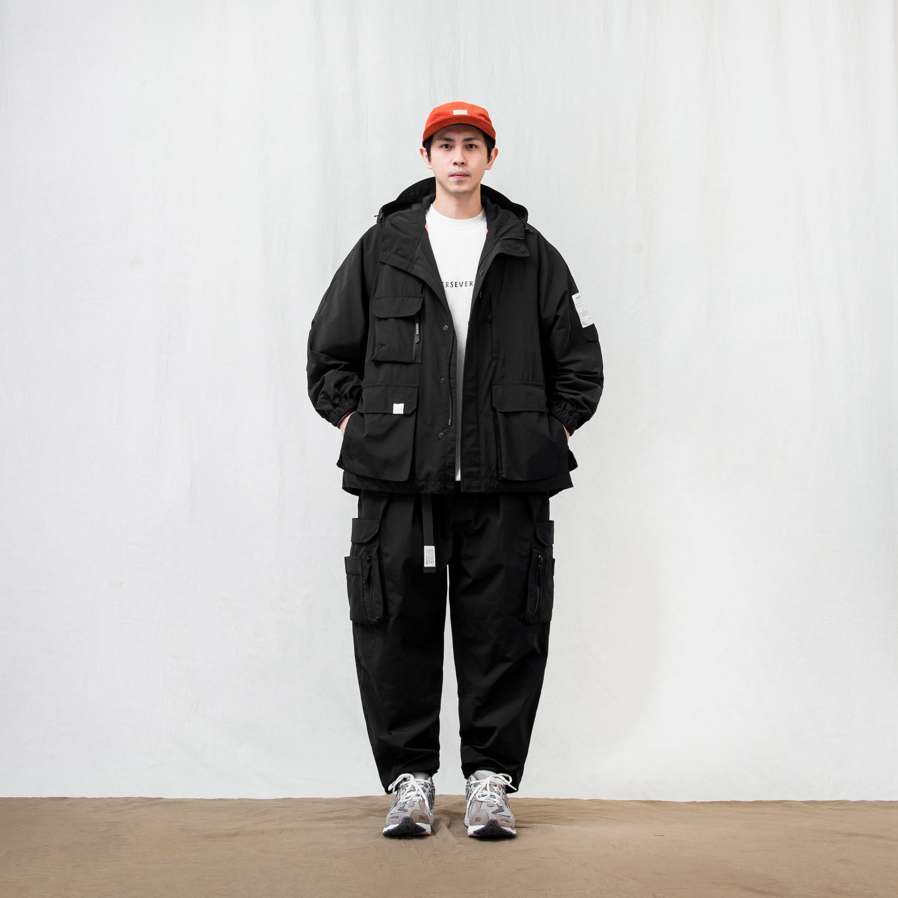 PERSEVERE WATER-REPELLENT MULTI-POCKET CARGO PANTS - BL