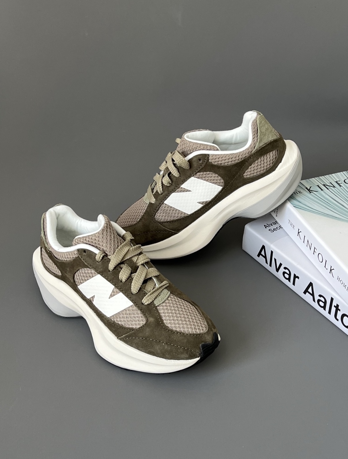 New Balance NB Wrpd Runner 軍綠色 墨綠色 麂皮 厚底 復古 慢跑鞋 老爹鞋 UWRPDCCC/預購