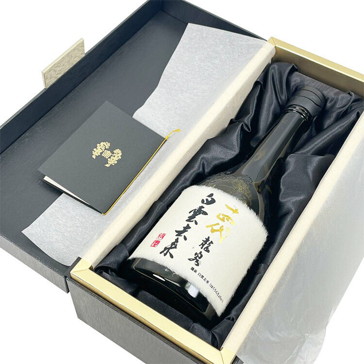 十四代純米大吟釀龍泉白雲去來