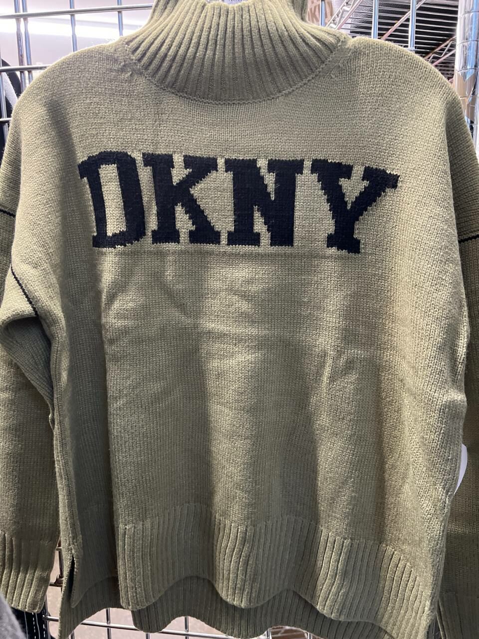 [S] DKNY LOGO TURTLENECK SWEATER,LT FATIG.BLK, DJ4R0514-A5X (SD1095)