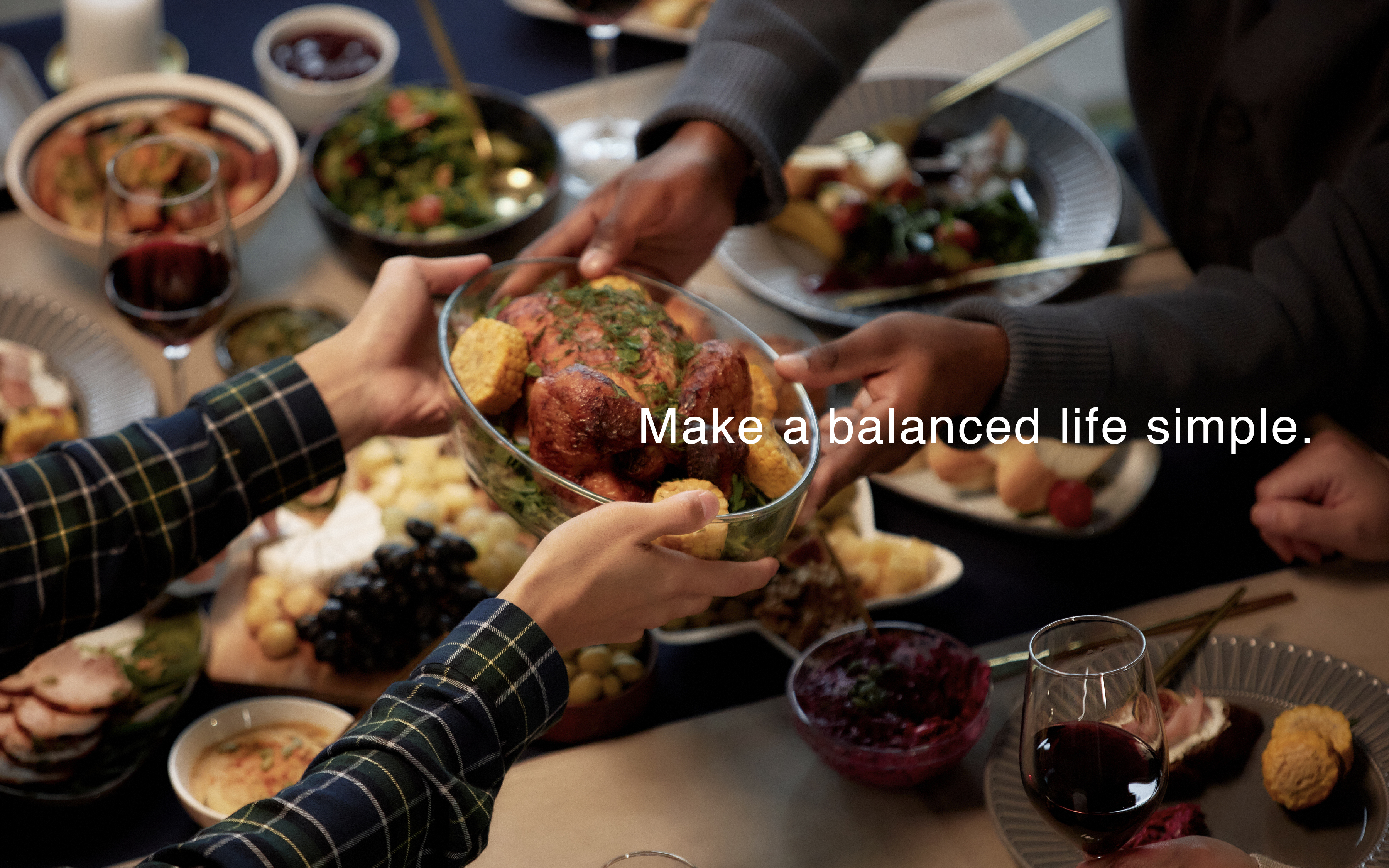 餐桌上豐富的美食,準備大快朵頤
