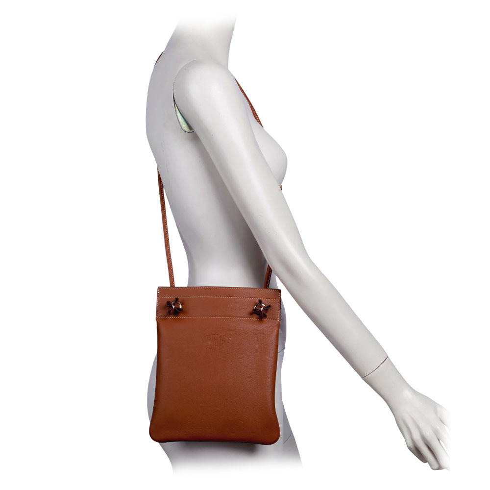 【HERMES】Cheri 小牛皮 Aline Mini 短背帶斜背包(金棕色)H077669CK37