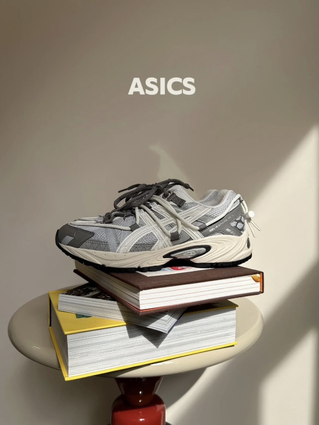 Asics GEL-Kahana TR V2 月光灰銀