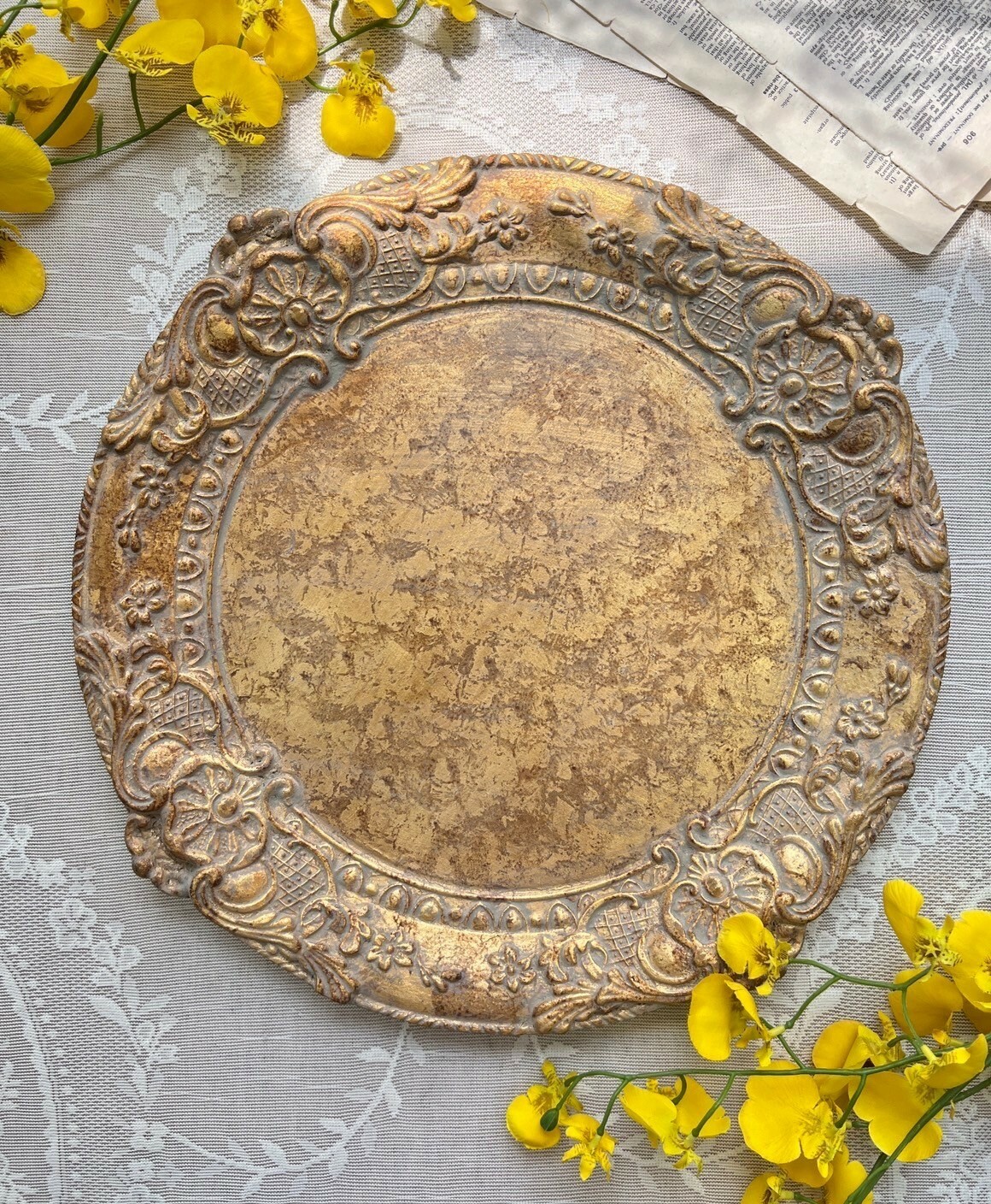維多利亞骨瓷 義大利佛羅倫斯傳統花紋餐盤裝飾墊-復古金