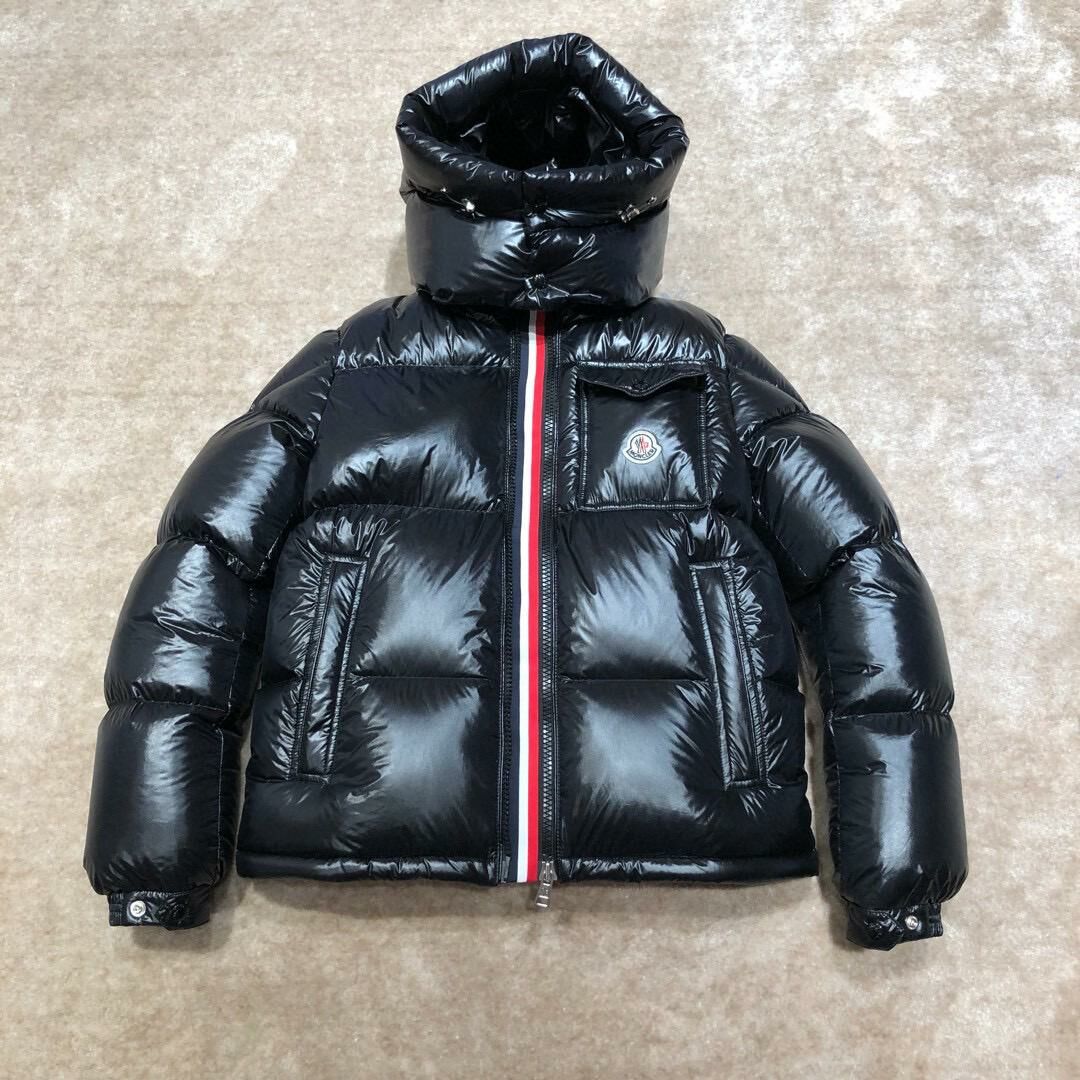 MONCLER 男女款羽絨服(亮光)