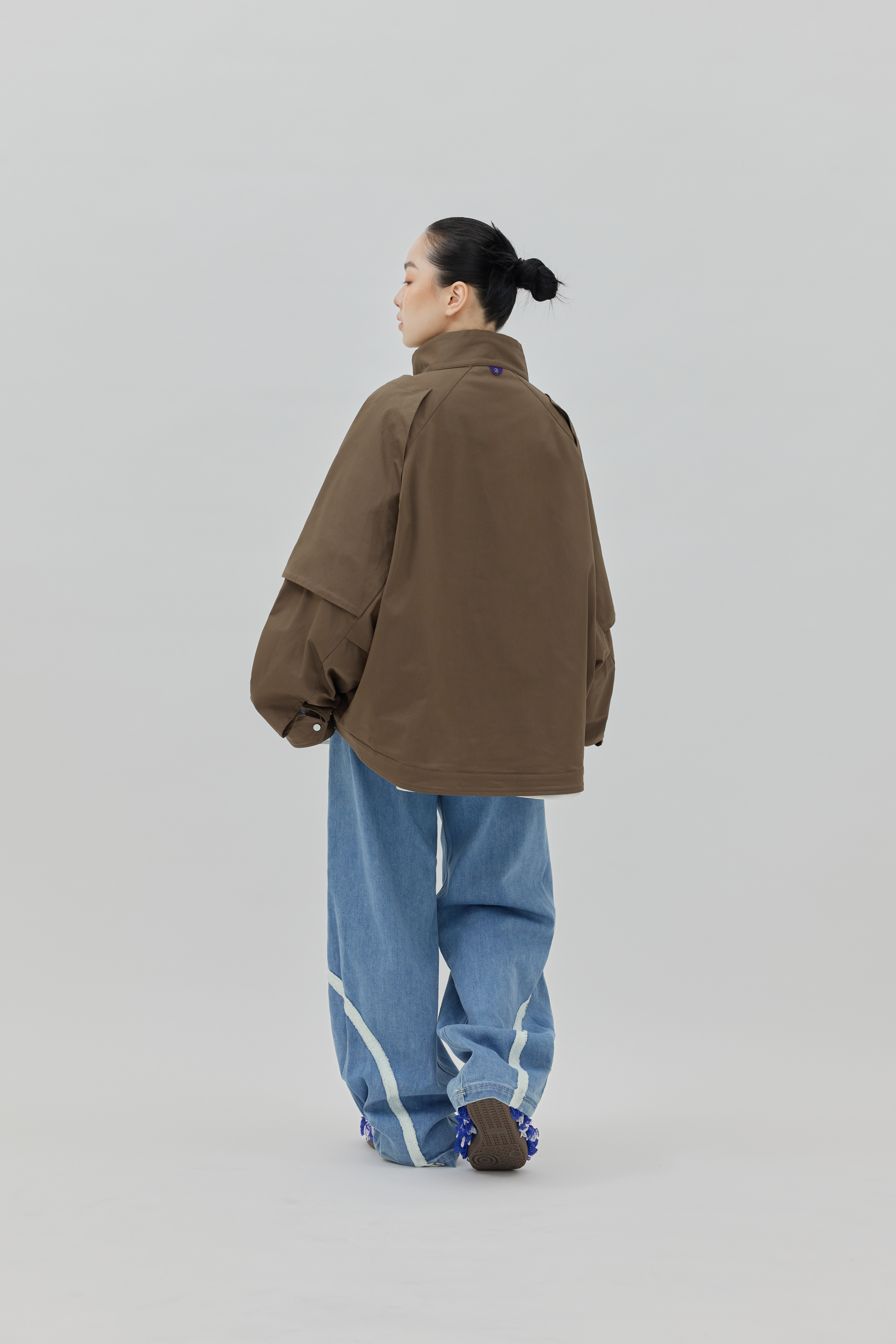 Wide-Sleeve Stand Collar Jacket｜Coffee