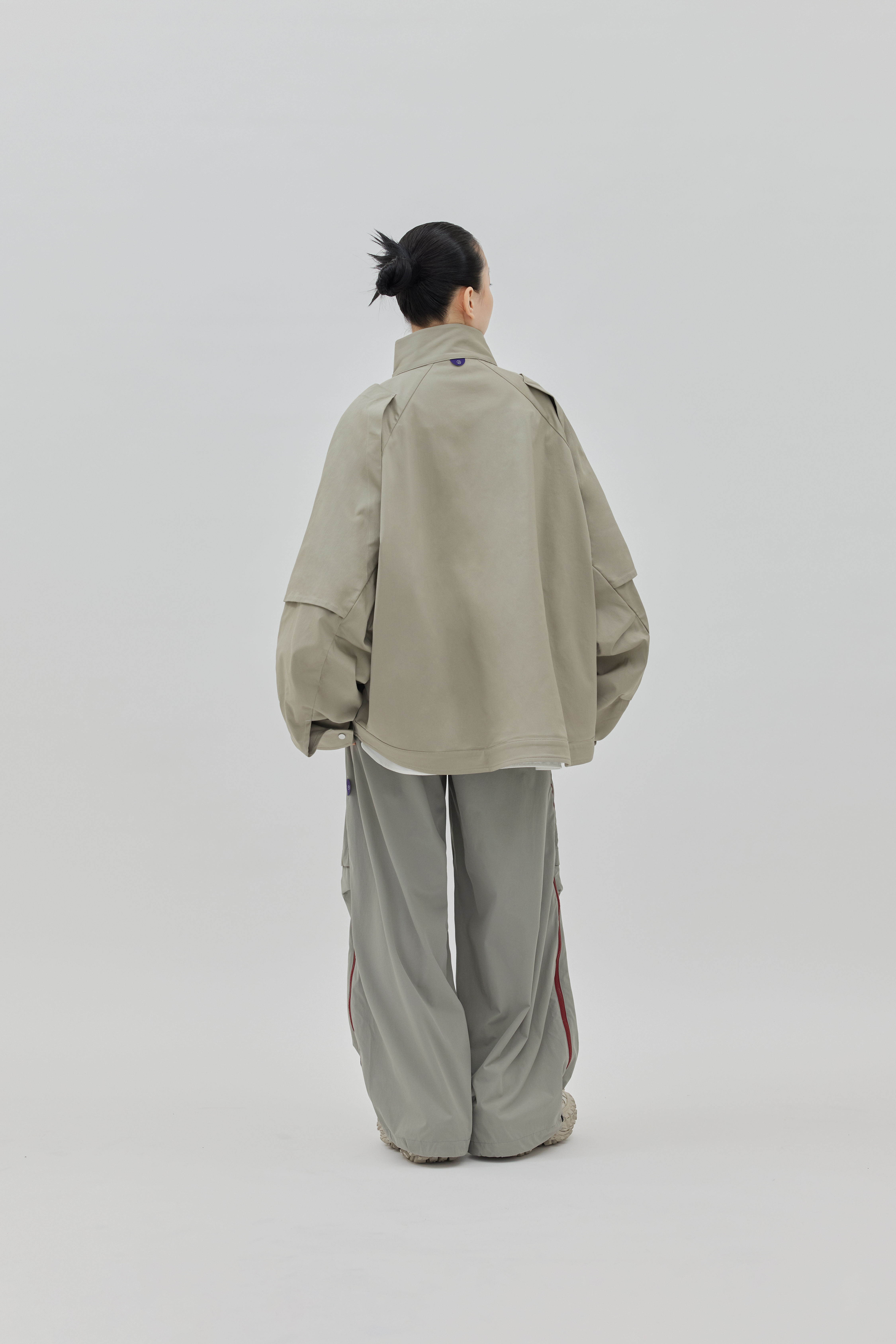 Wide-Sleeve Stand Collar Jacket｜Beige