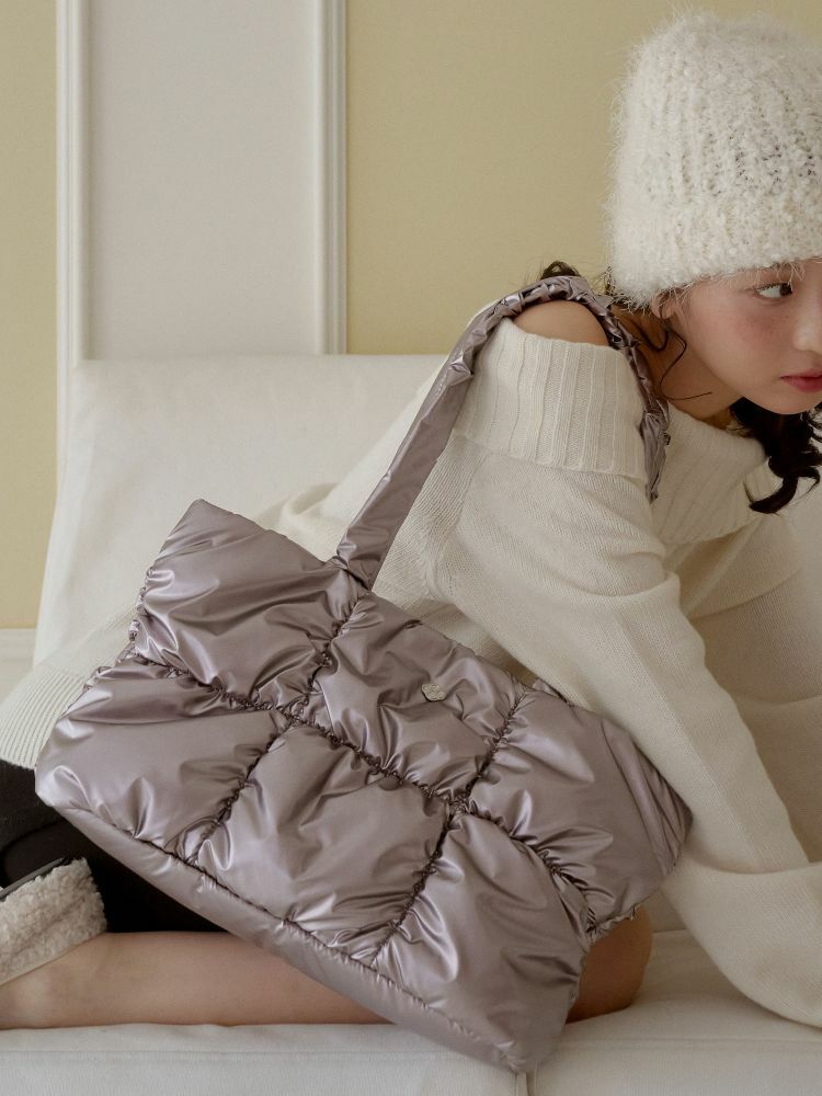 HEEARI Rosy Shirring Padding Shoulder Bag