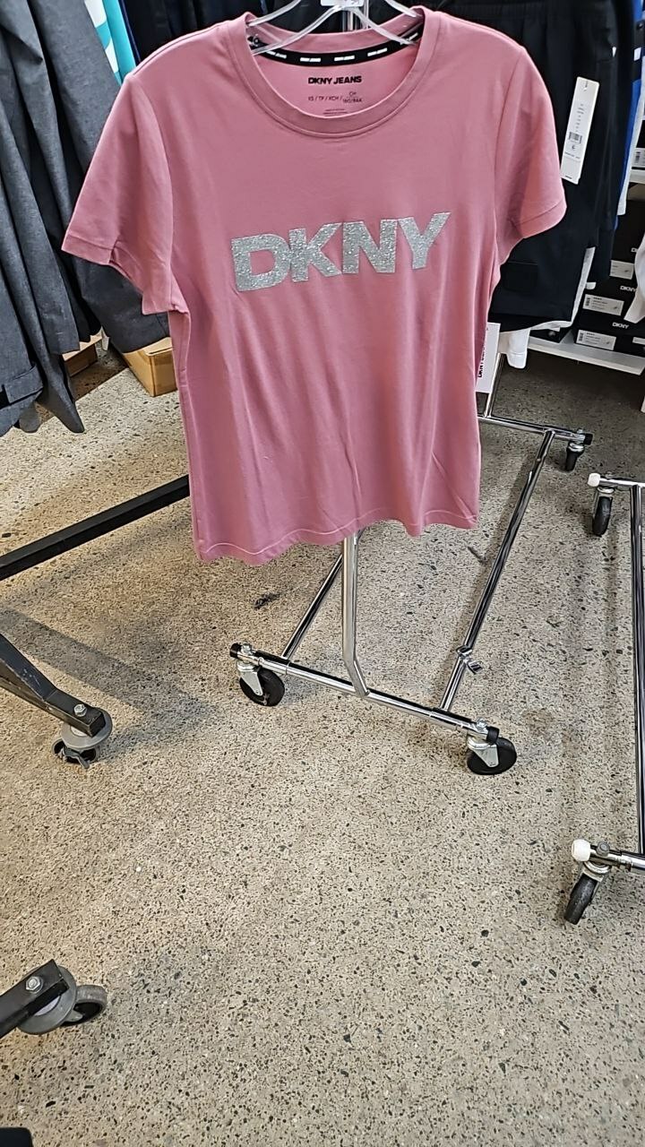 [S] DKNY STRIPED LOGO SHORT SLEEVE,MESA RS/SILVER, DJ4T1266-I2H (SD1115)