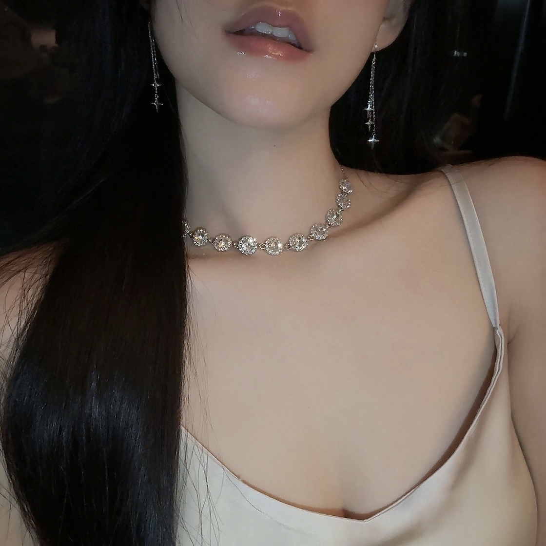 Shiny鑲鑽四芒星浪漫流蘇女神長墜