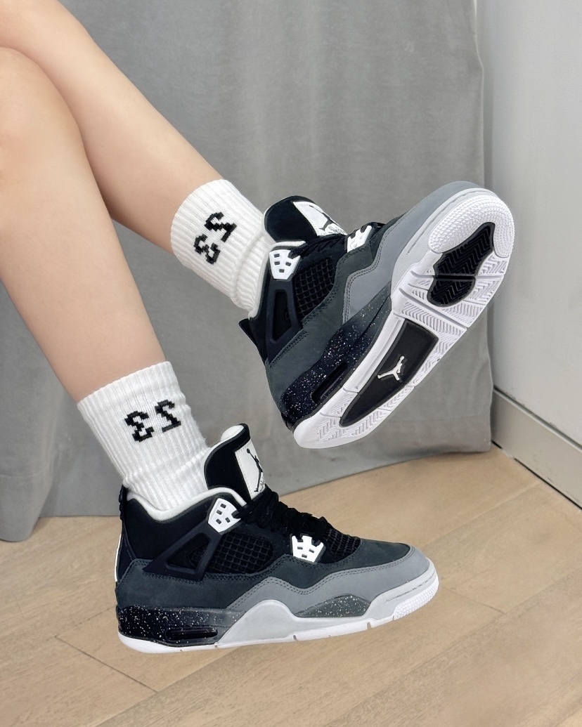 【Focus Store】現貨秒發 Nike Air Jordan 4 Retro GS "Fear" 恐懼 復刻 黑灰 FQ8213-002