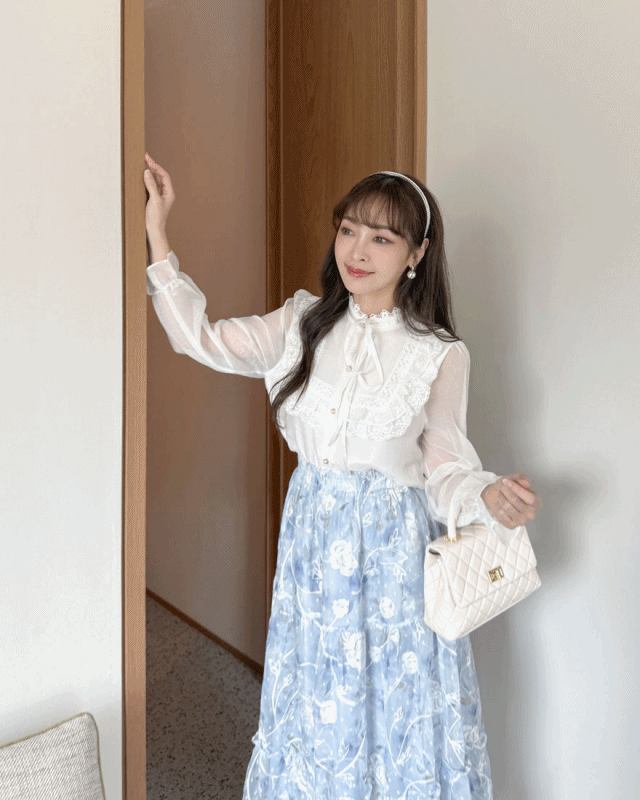 LINA LINA雅緻微甜蕾絲滾邊綁帶珍珠釦上衣-純潔白