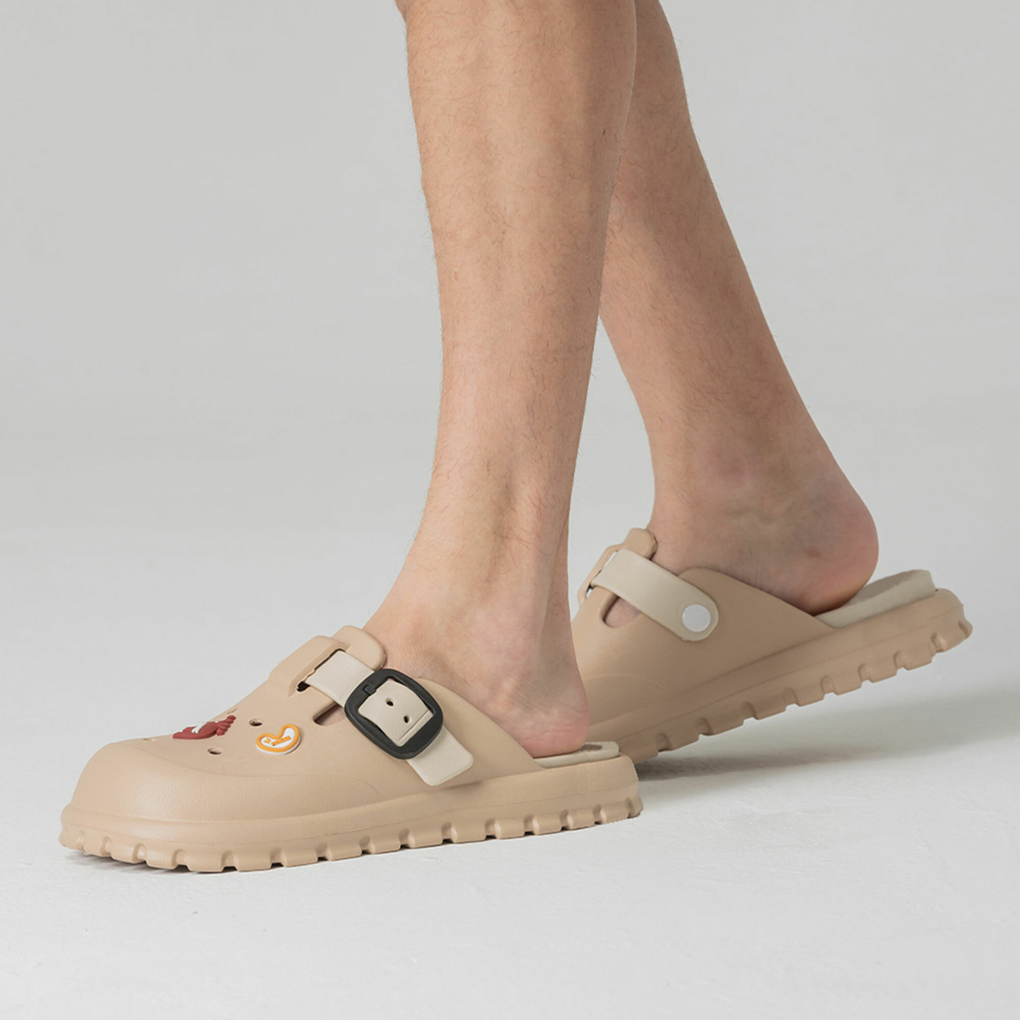 moz瑞典 駝鹿 小方糖 方扣 防水 洞洞鞋 拖鞋 涼鞋 (奶茶)