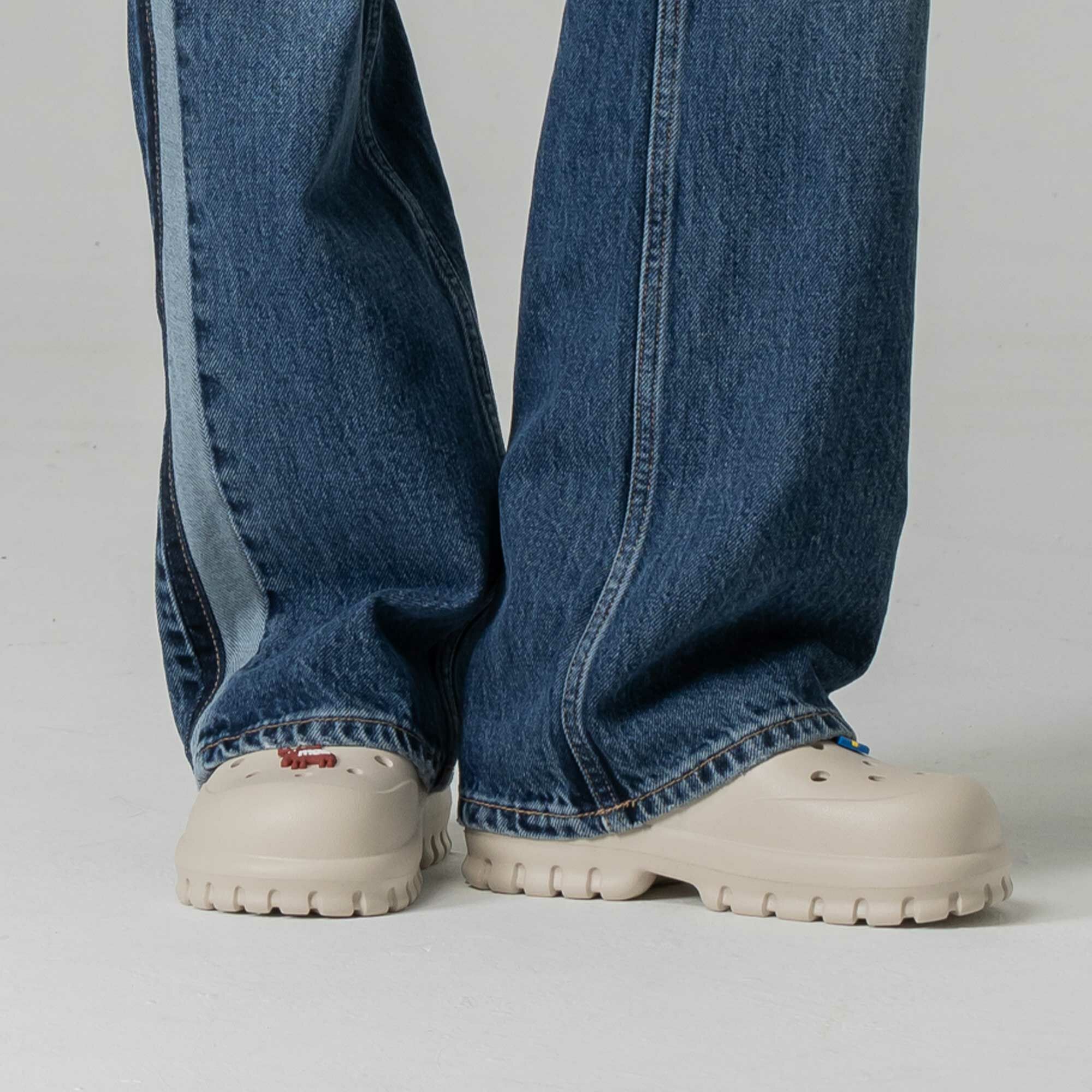 moz瑞典 駝鹿 小方糖 方扣 防水 洞洞鞋 拖鞋 涼鞋 (灰白)