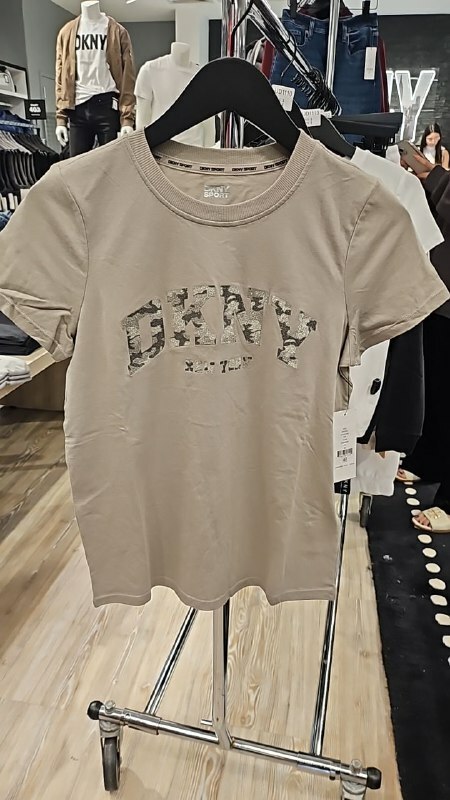 [S] DKNY GLITTER LOGO FRONT DKNY NEW YORK T-SHIRT,DRIFTWOOD, DP4T1021-DFW (SD1126)