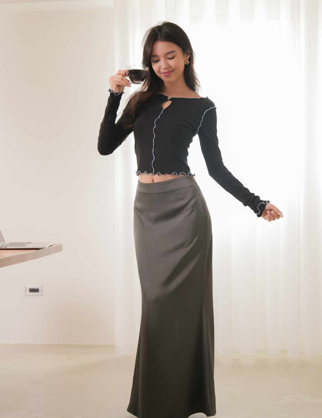 光澤緞面魚尾長裙（深灰綠/6尺寸）