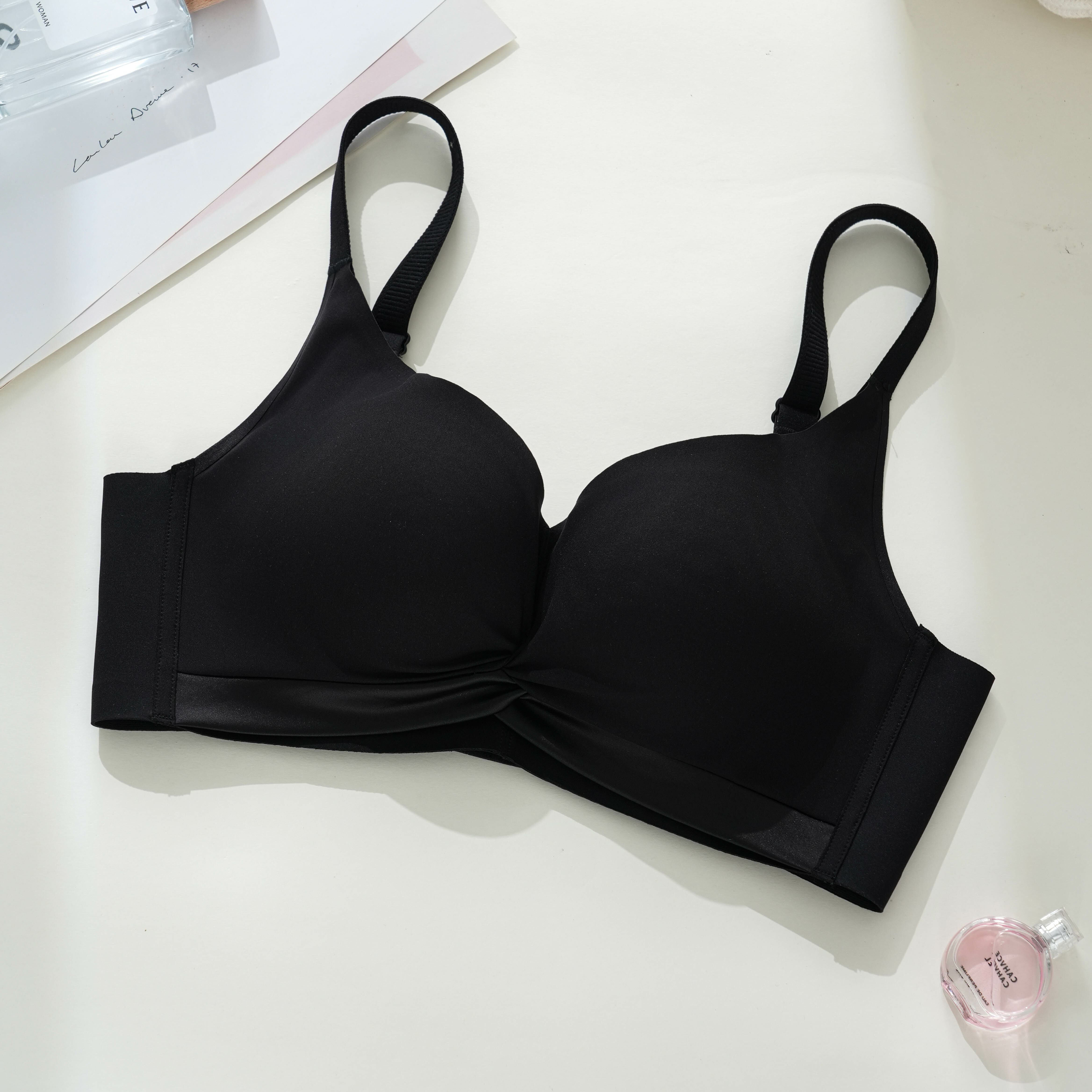 Ambiance扭結輕塑蠶絲無鋼圈調整型內衣-黑色 (4色)