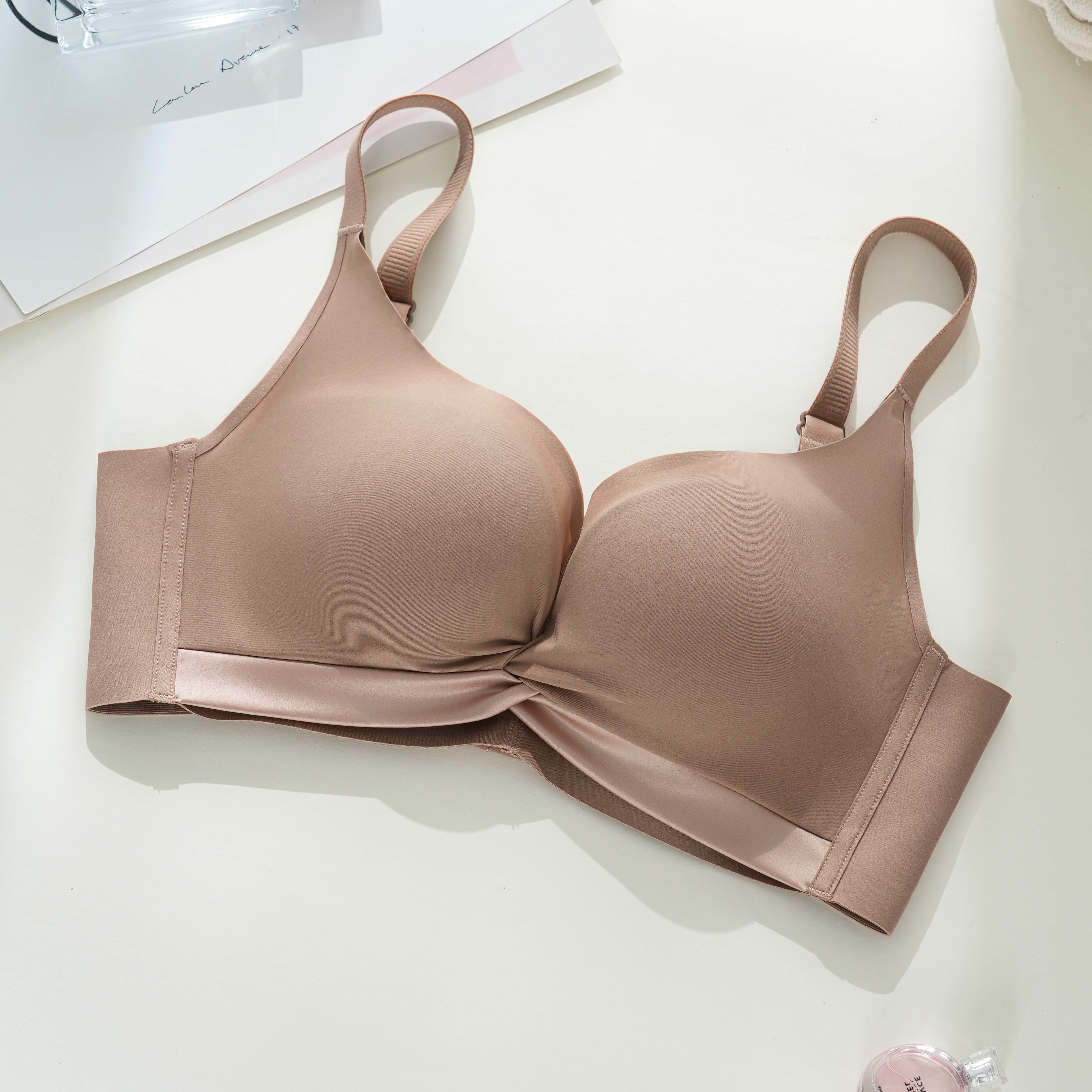 Ambiance扭結輕塑蠶絲無鋼圈調整型內衣-棕色 (4色)