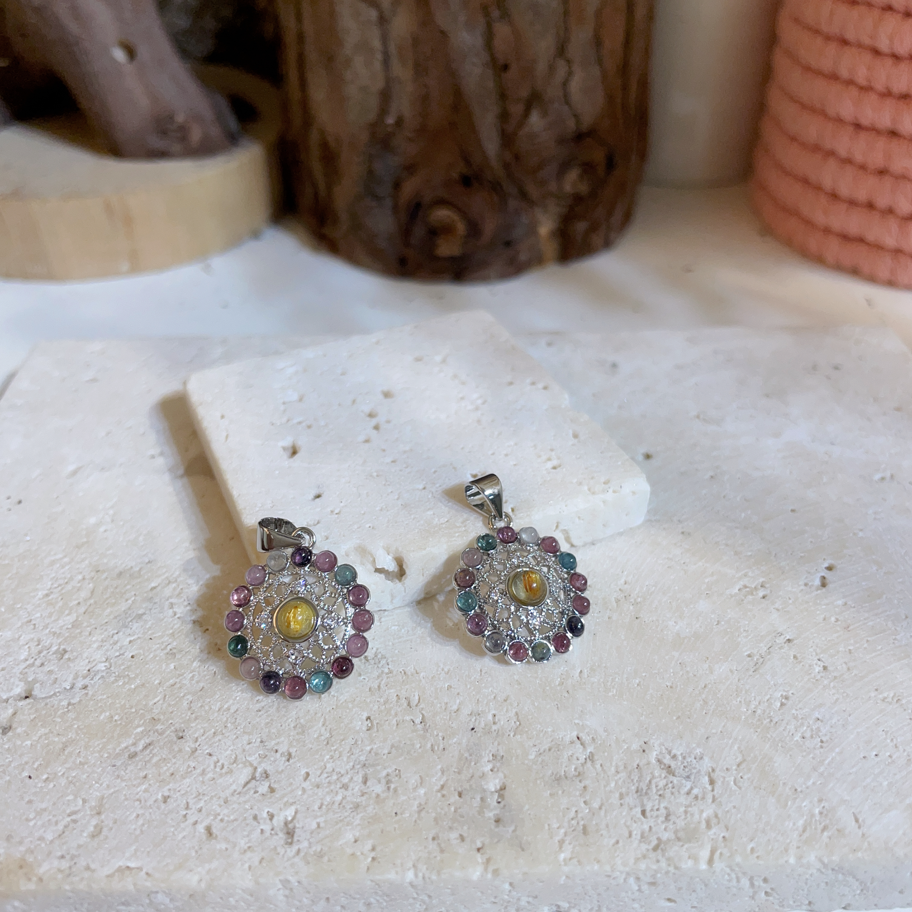 碧壐圈拼金髮晶吊墜