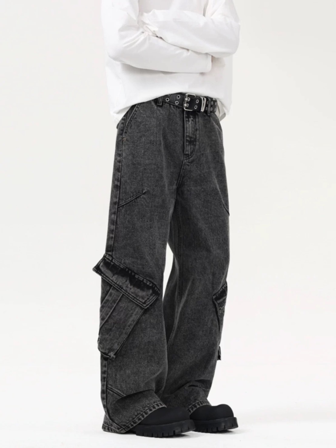 斜口袋設計直筒牛仔褲