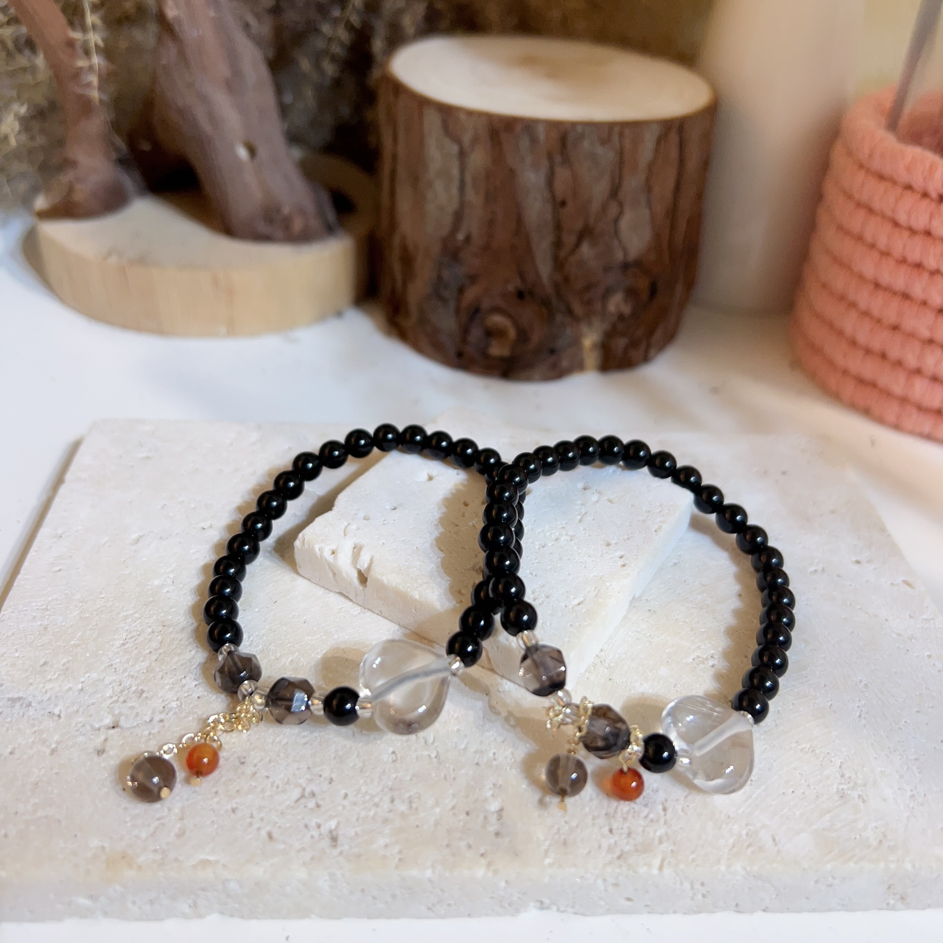 黑曜石拼白水晶心心手串 5mm