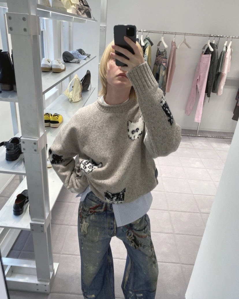 ACNE STUDIOS 米色貓貓提花毛衣