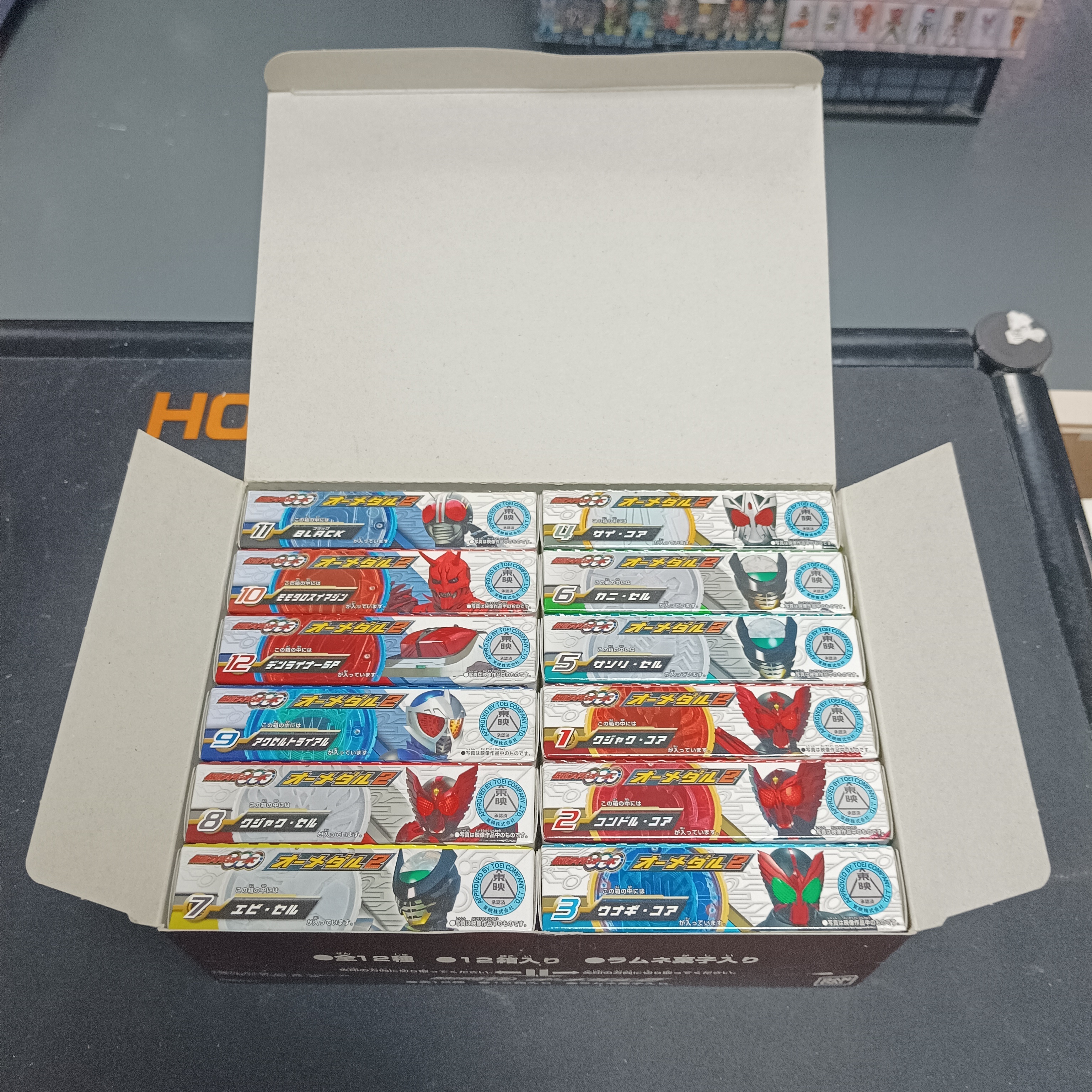 寄賣-幪面超人-盒玩 ooo 硬幣 一套12種