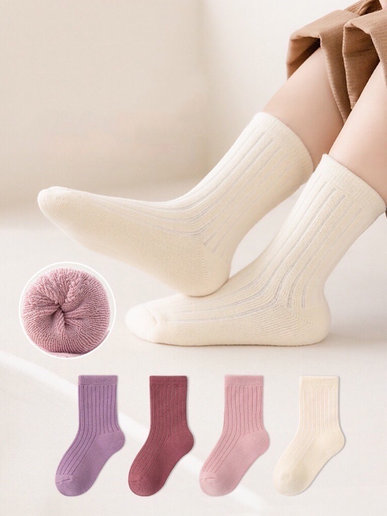4入組舒服棉素色坑條長襪((不列入會員折扣))