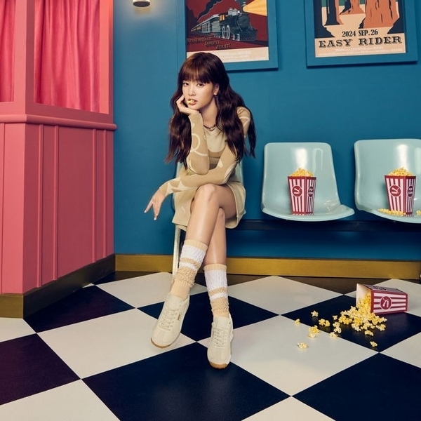 PUMA 長袖 流行系列 卡其 ARTISANAL 印花 薄長T 女 62996968