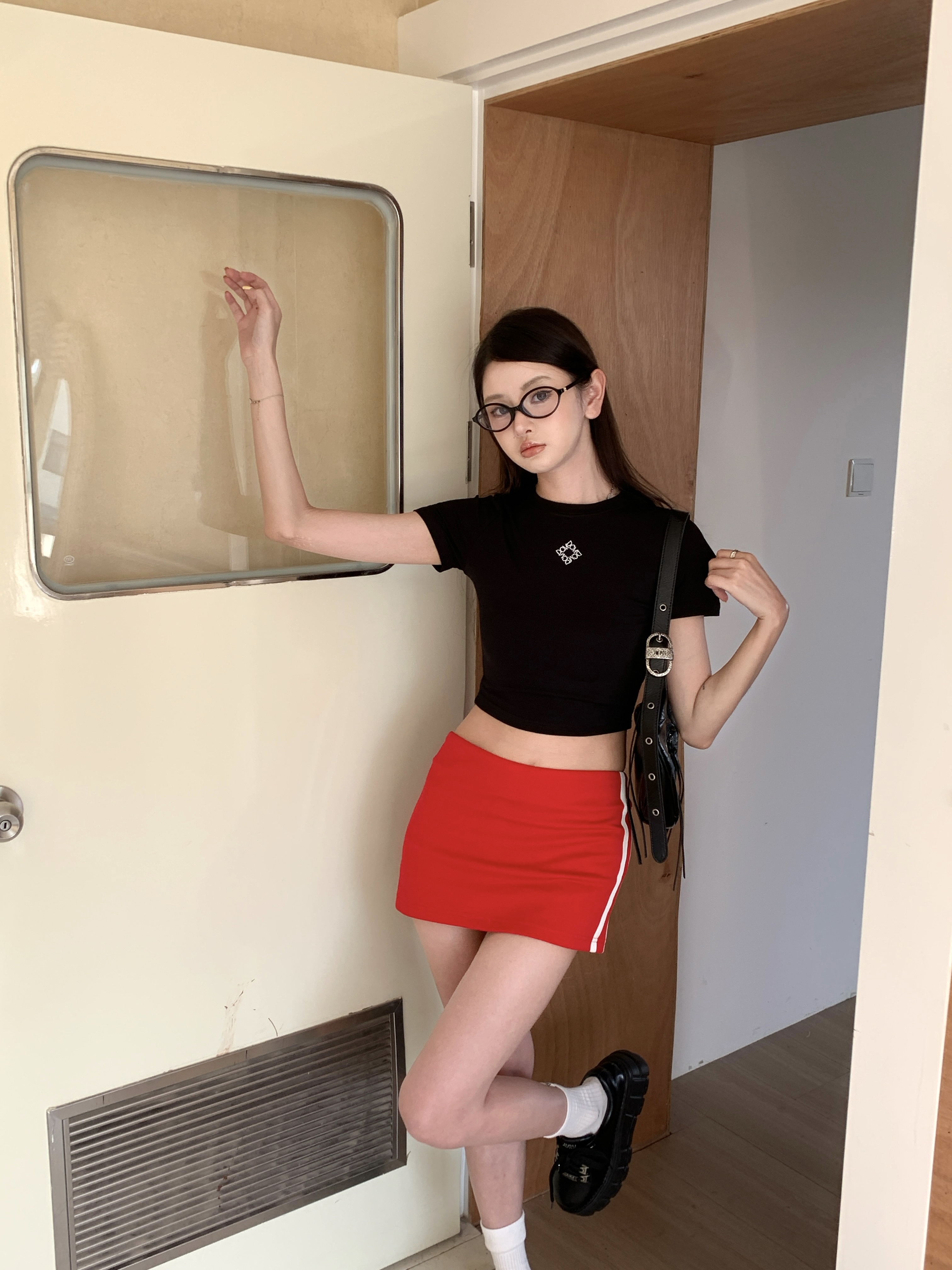 (GOAL) DCM  刺繡菱形彈力短版上衣