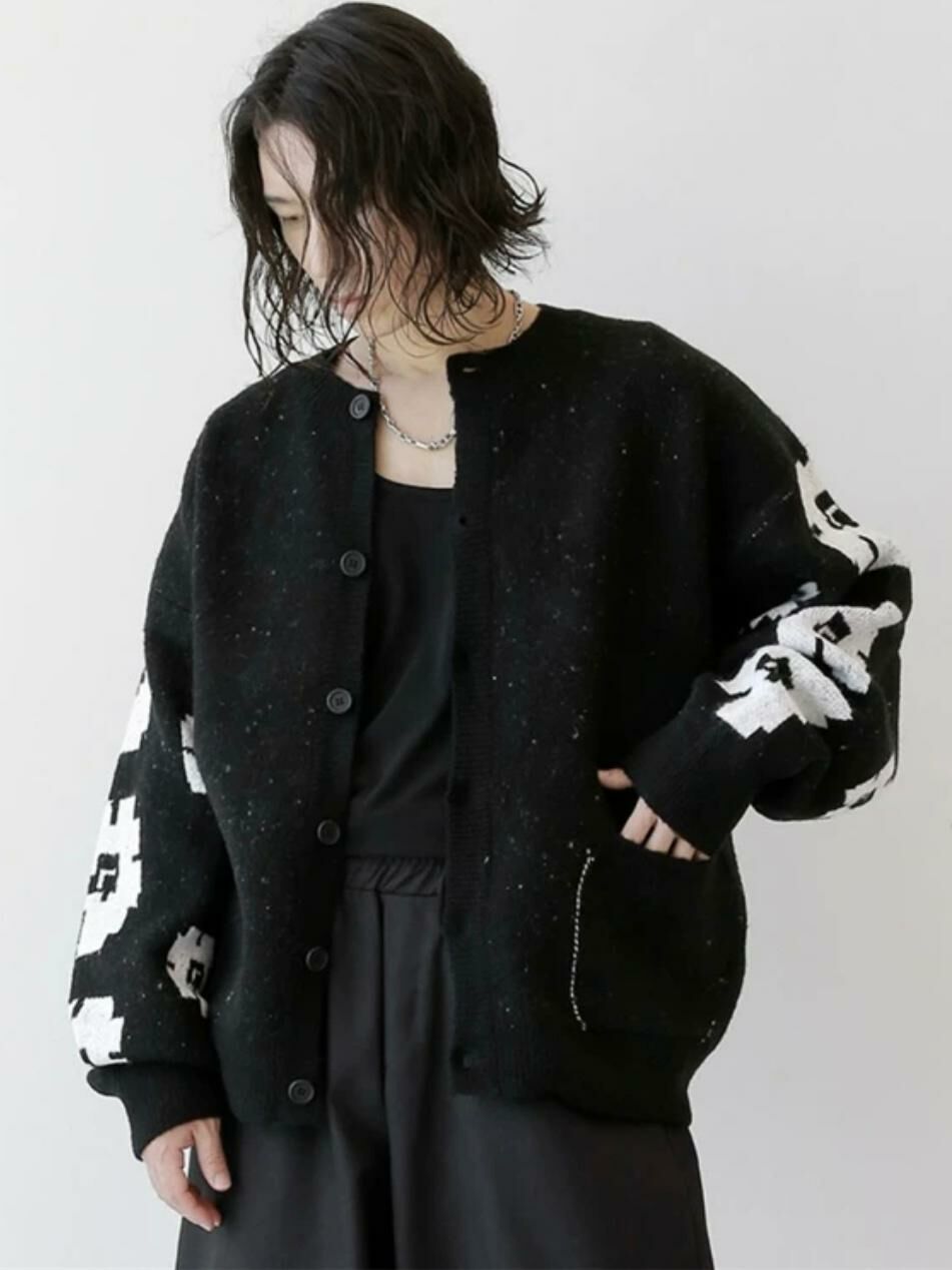 圓領花花開胸針織外套 TAC-0012JK