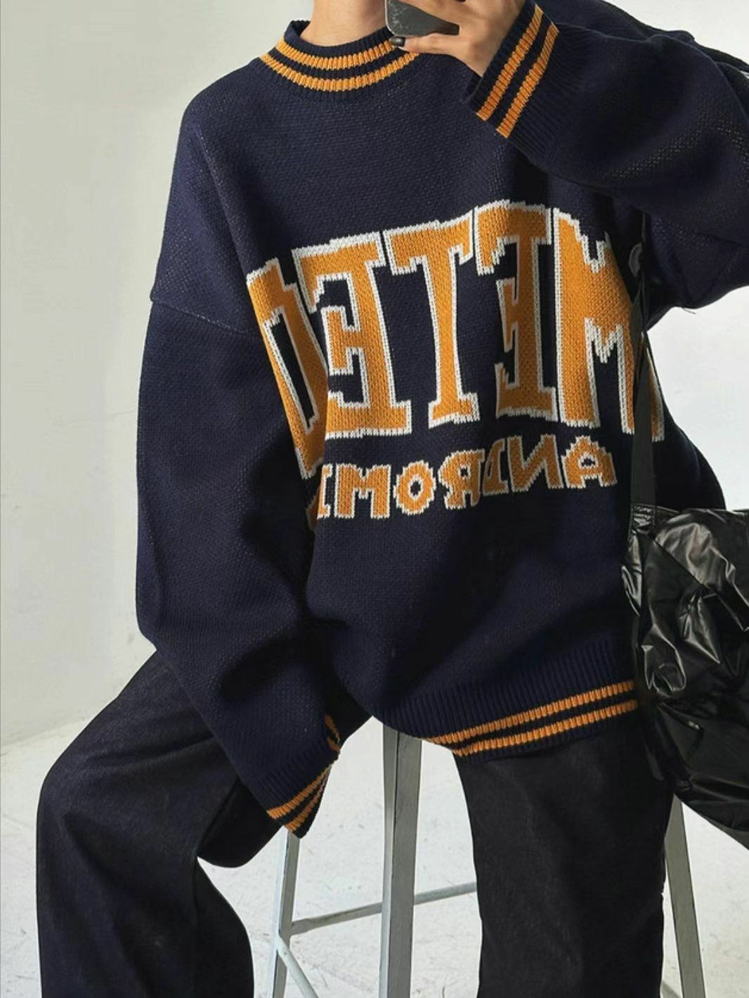 圓領英文字針織衫 TAC-0013T