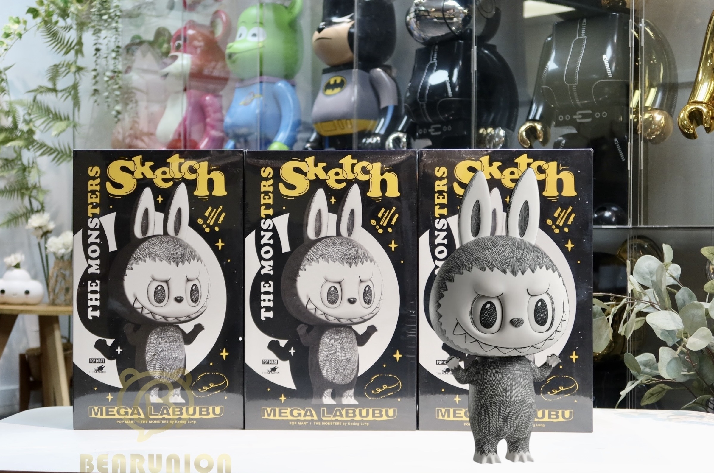 ⭐️台湾限定⭐️sketch LABUBU⭐️未開封⭐️ 預購】POP MART 泡泡瑪特MEGA LABUBU SKETCH 400% ORIGINAL系列
