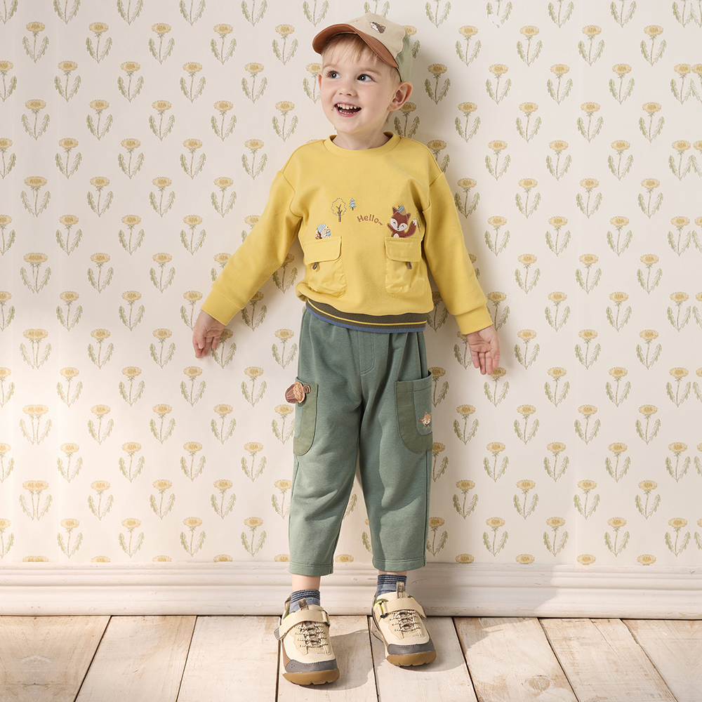 PIPPY兩色拼接小熊毛球造型帽子 混色