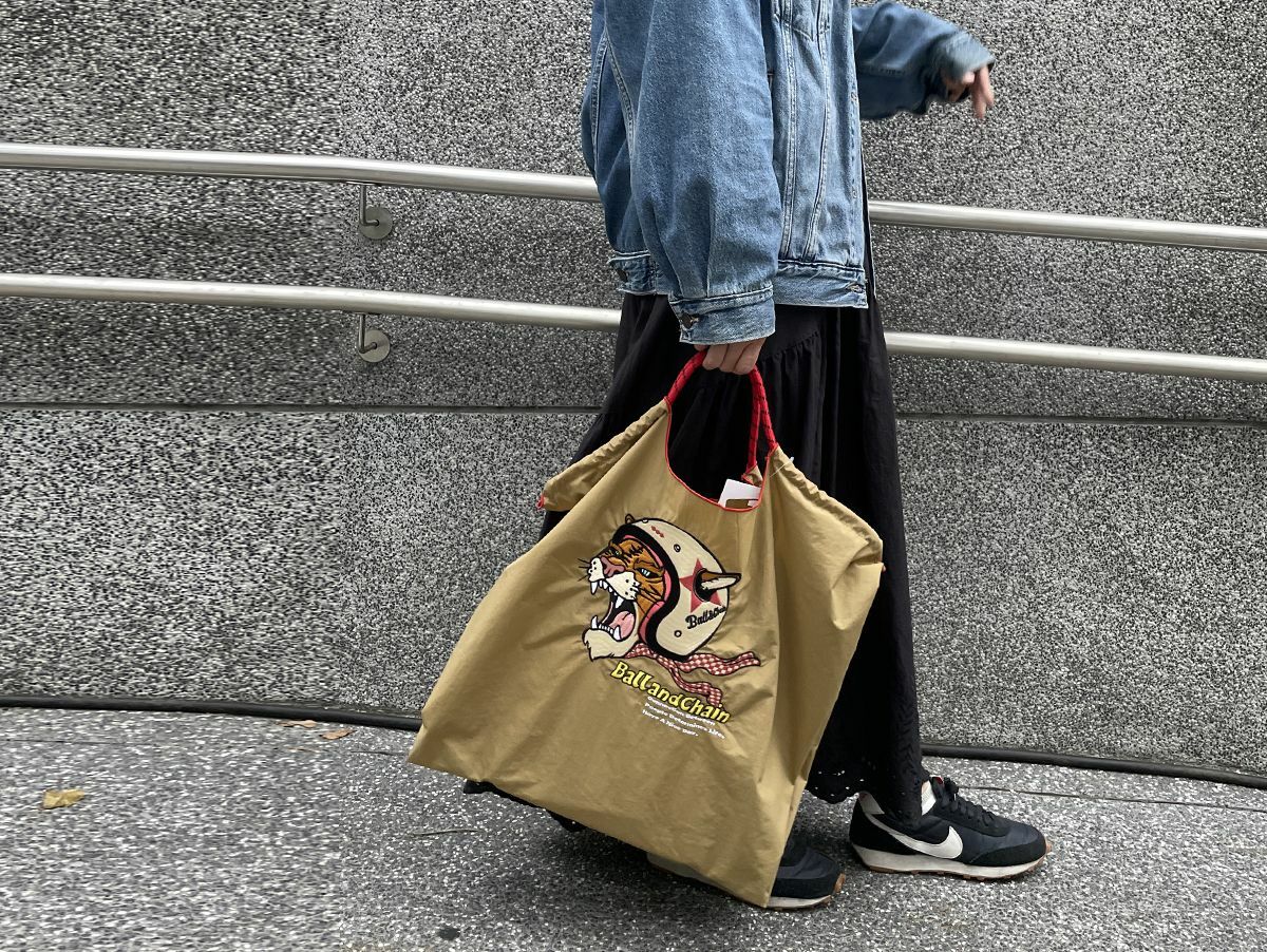 Ball＆Chain 刺繡環保購物袋 L號 - 卡其 (30114903)