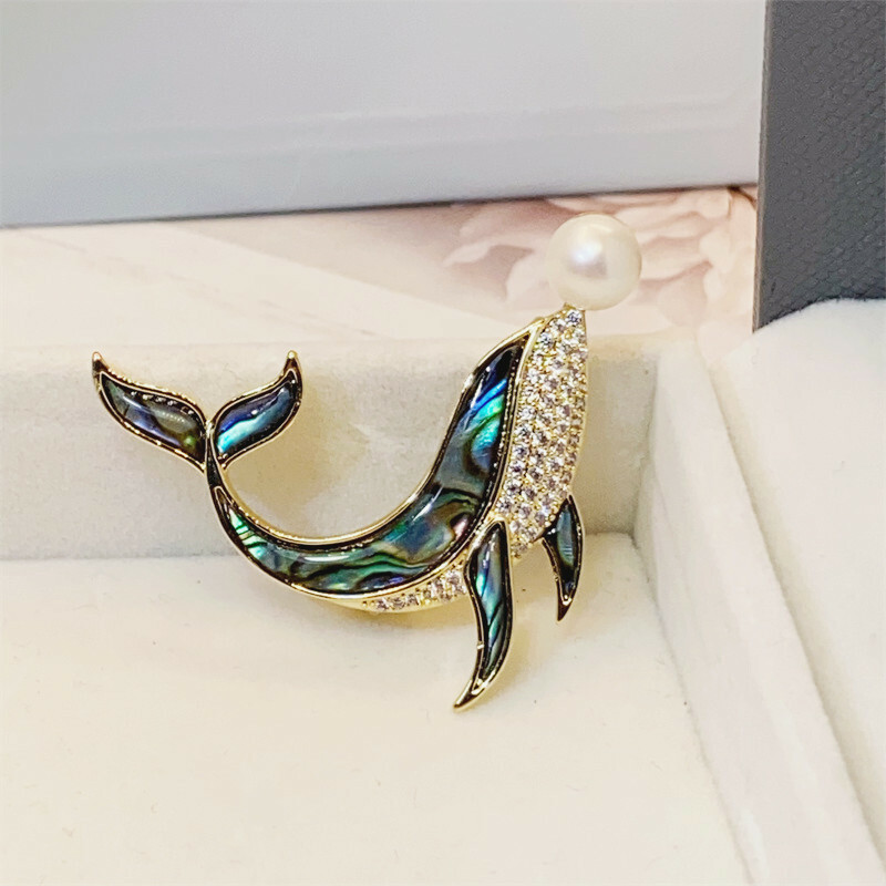 貝殼珍珠鯨魚胸針