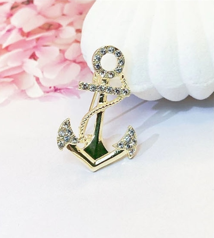 鑲鑽船錨胸針