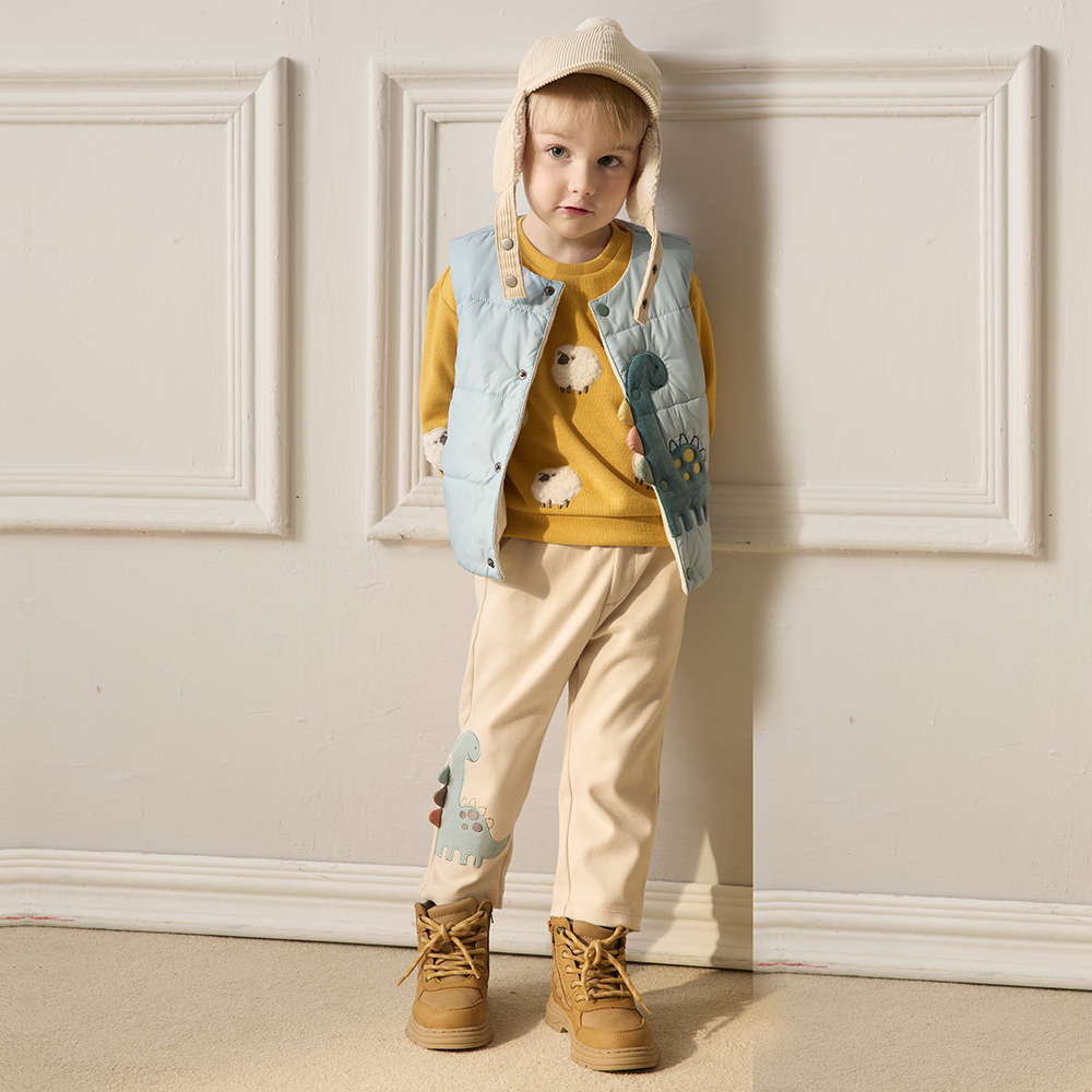 PIPPY 立體毛球飛行帽 卡其 (男女皆可)