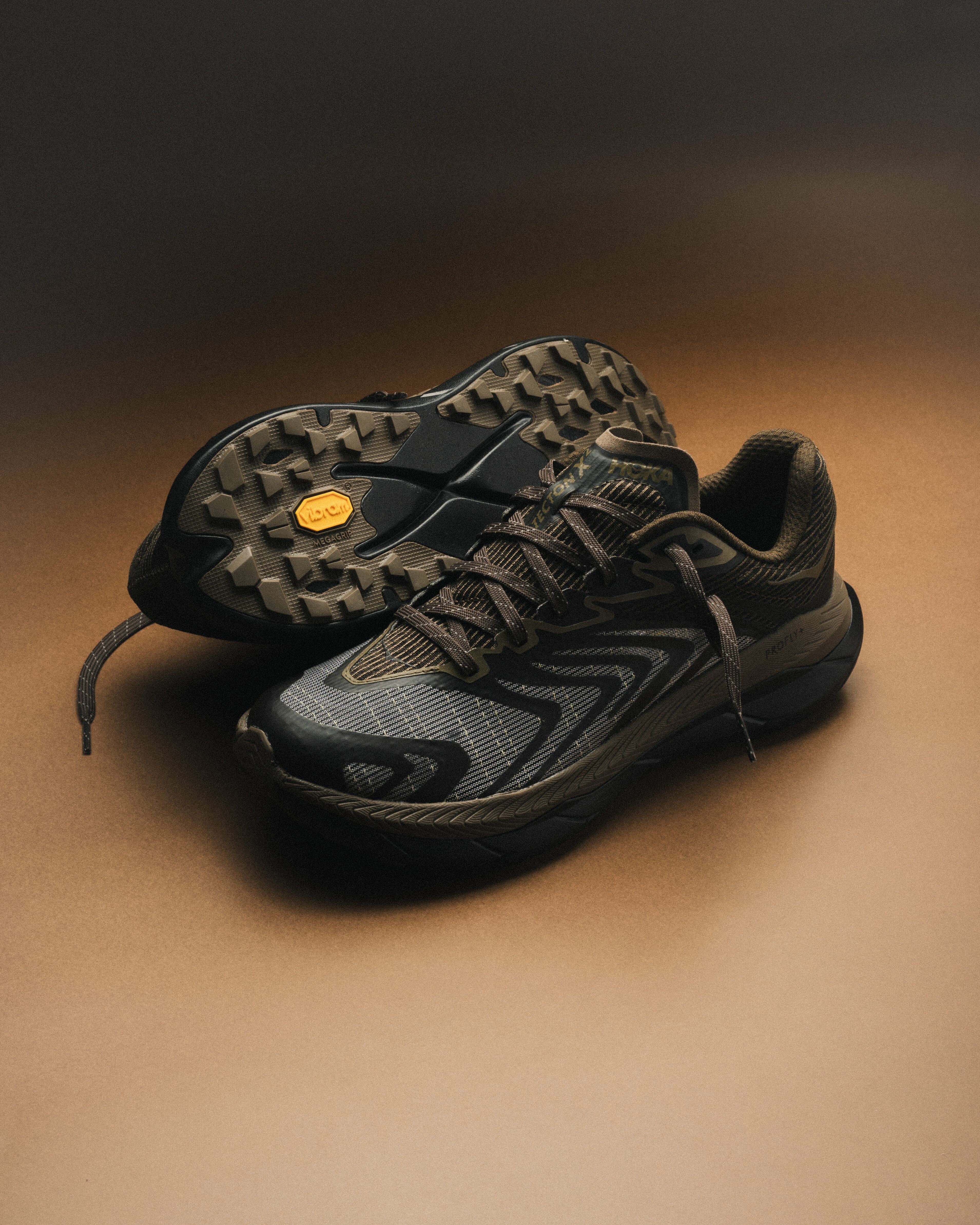 [現貨] HOKA One TECTON X 2 | Stealth Tech