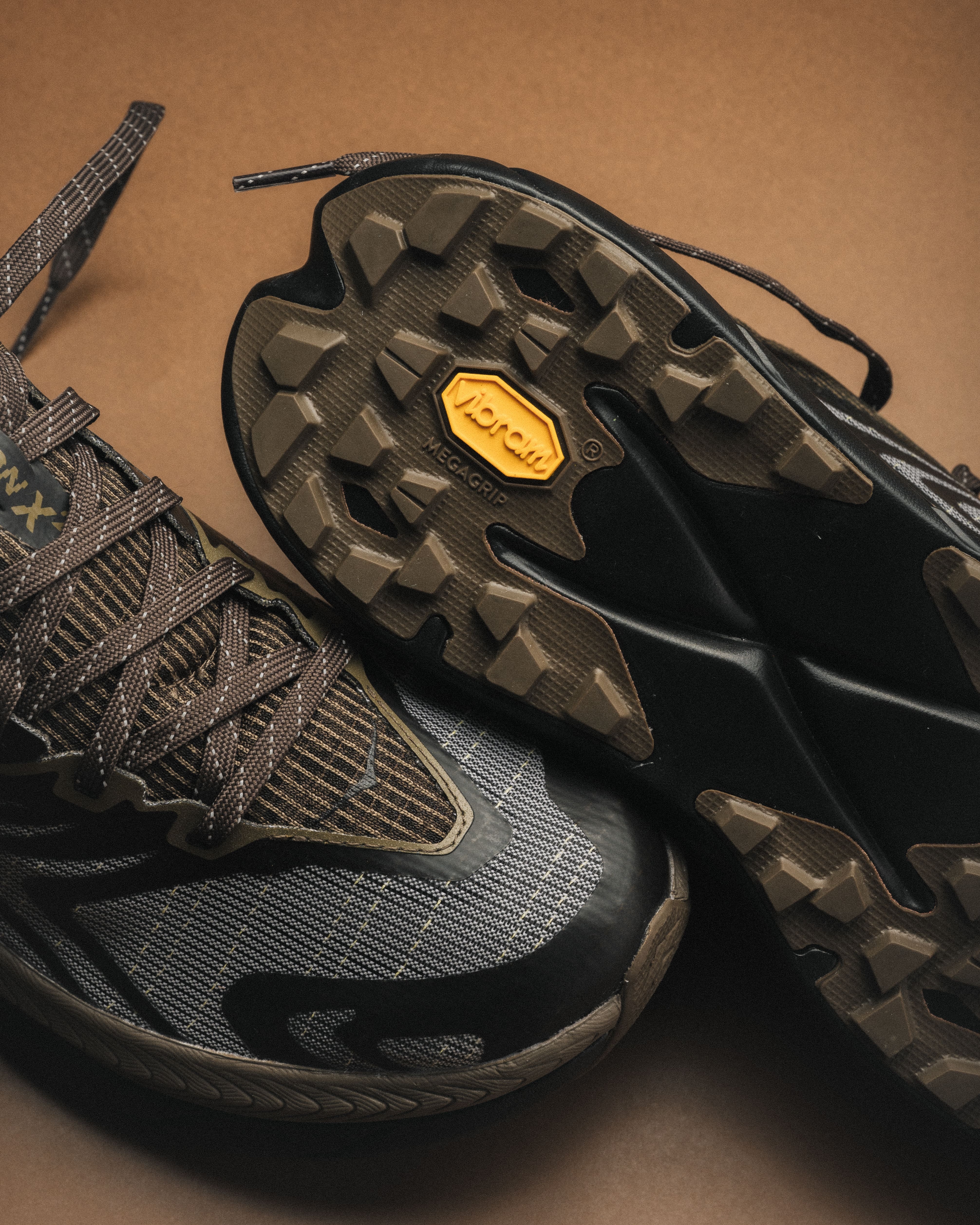 [現貨] HOKA One TECTON X 2 | Stealth Tech