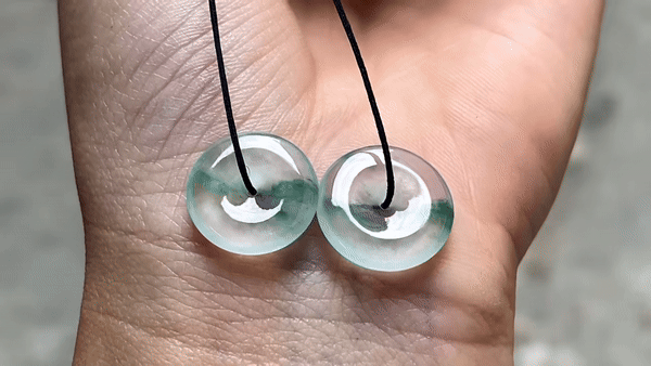 1192563 翡翠玻璃種飄彩平安扣一對 (14mm直徑)