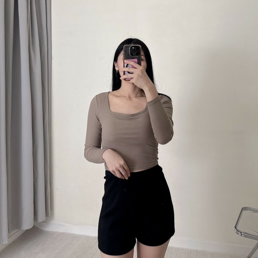 方領坑條短版bra T（現貨）