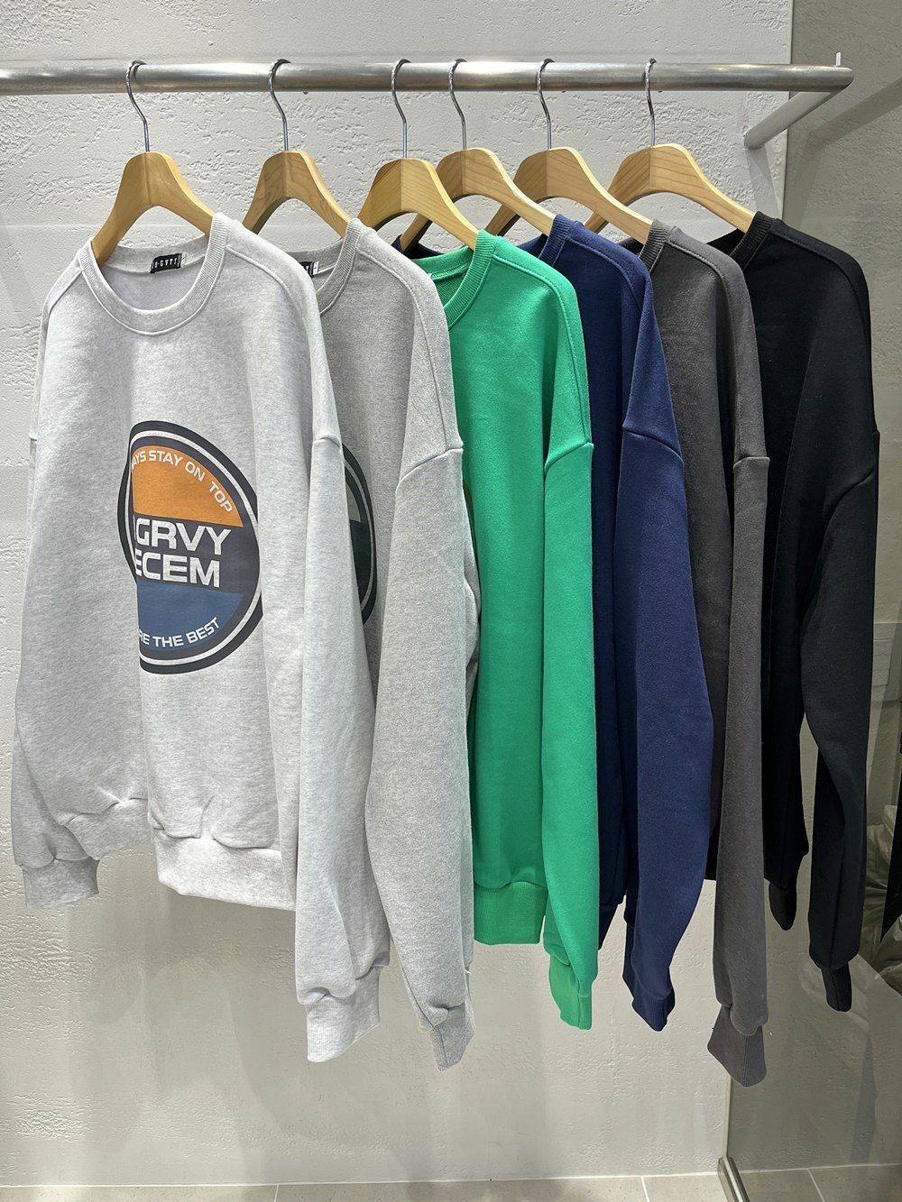 英文字圖案衛衣 10.GVTY-0168T