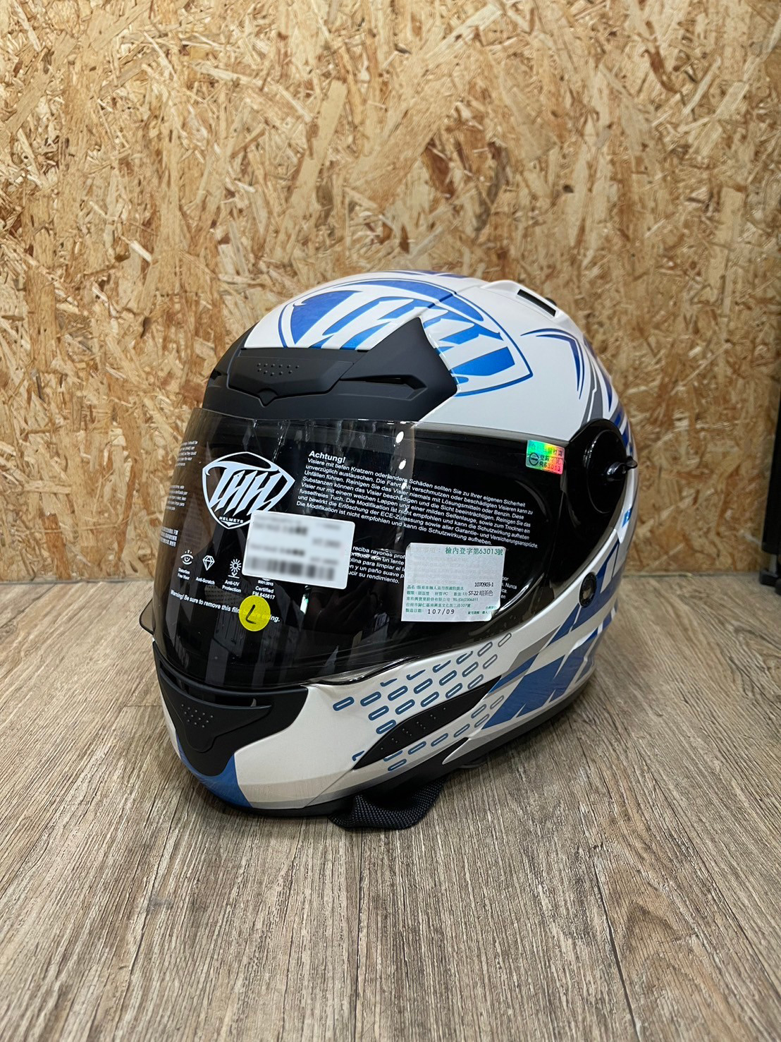 THH |  TS-43A+ MAX White / Metallic Blue