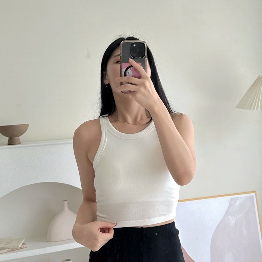 （三件$799免運）必買彈性削肩螺紋短版胸墊背心 （bratop）（預購於3/31中午收單～預計3-6週才會收到！可接受再下單唷）