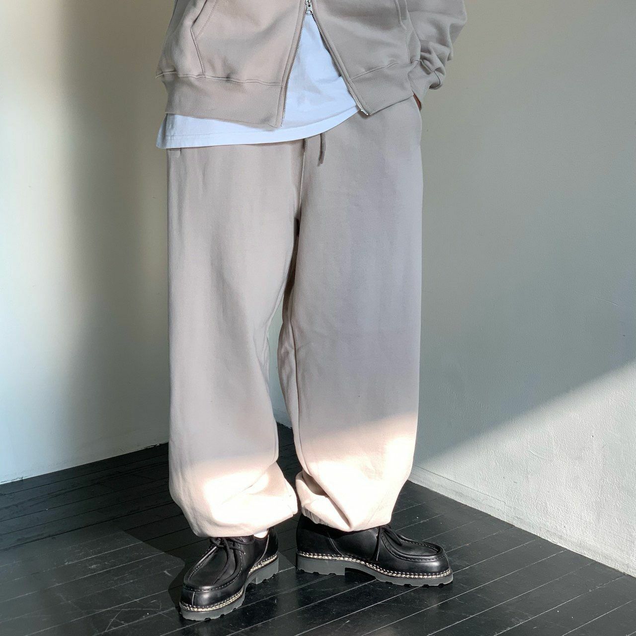 淨色束腳鬆身運動褲(薄抓毛底) OREO-085P