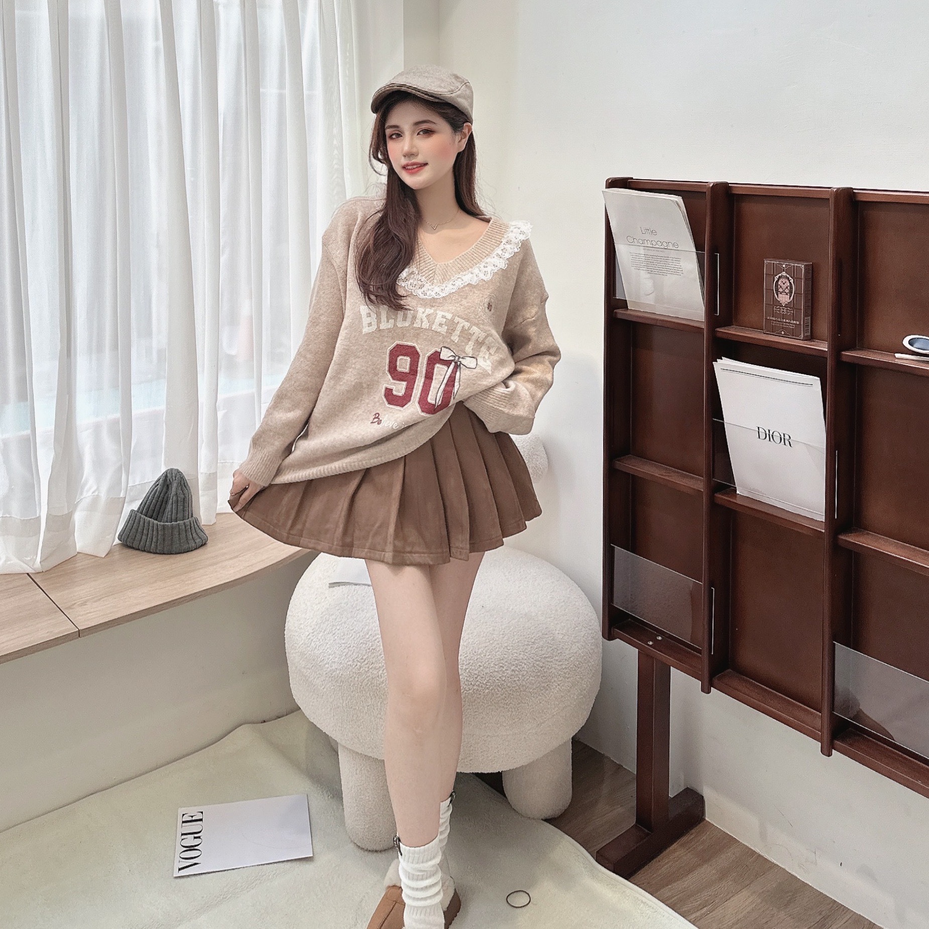 蕾絲V領糯米感毛衣/二色