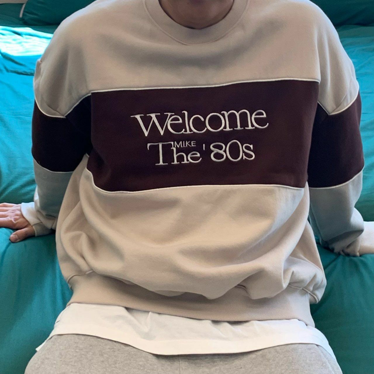 拼色英文字衛衣(薄抓毛底) OREO-092T