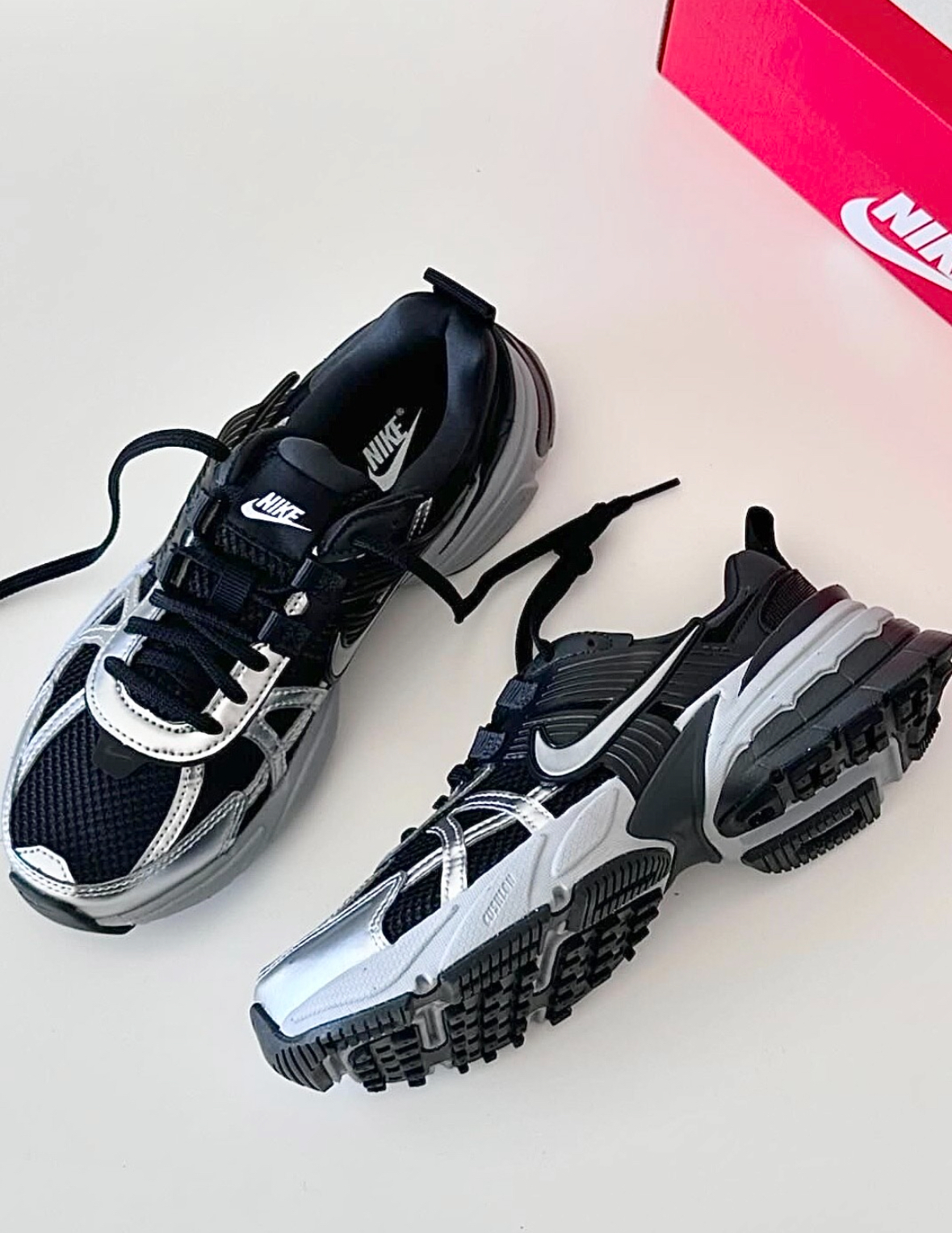 Nike V2K Run 黑銀色 黑色 銀色 復古 慢跑鞋 FD0736-005/預購